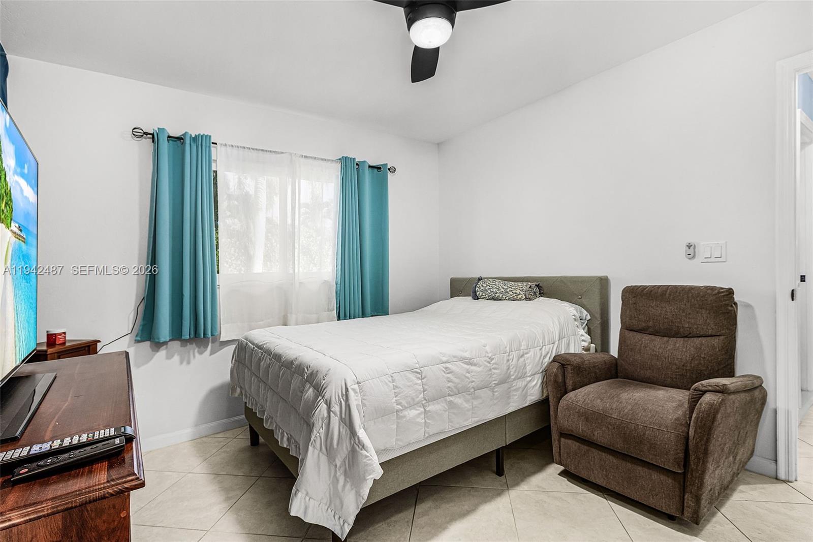 4841 SW 24th Cape Coral, FL 33914