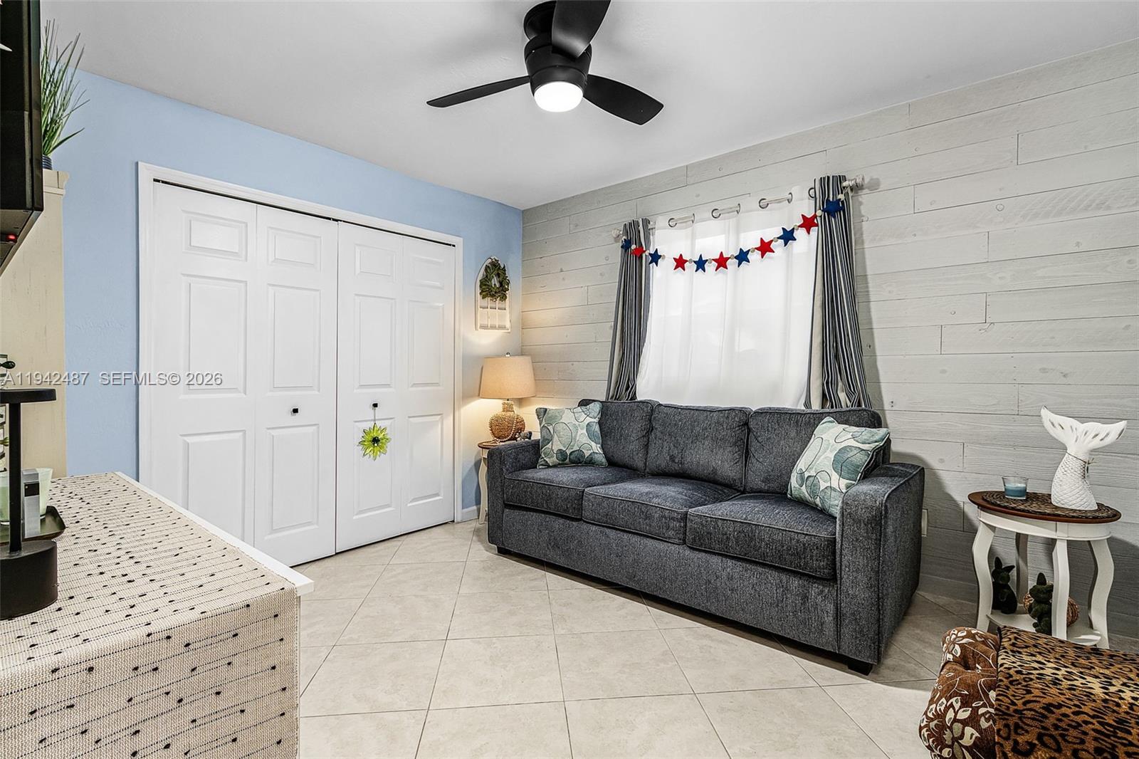 4841 SW 24th Cape Coral, FL 33914