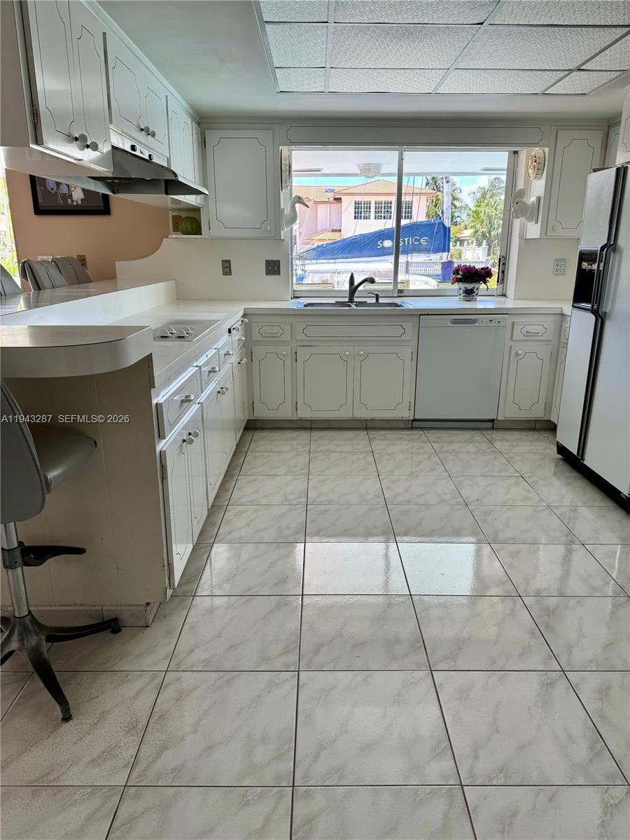 3440 NE 170th St North Miami Beach, FL 33160