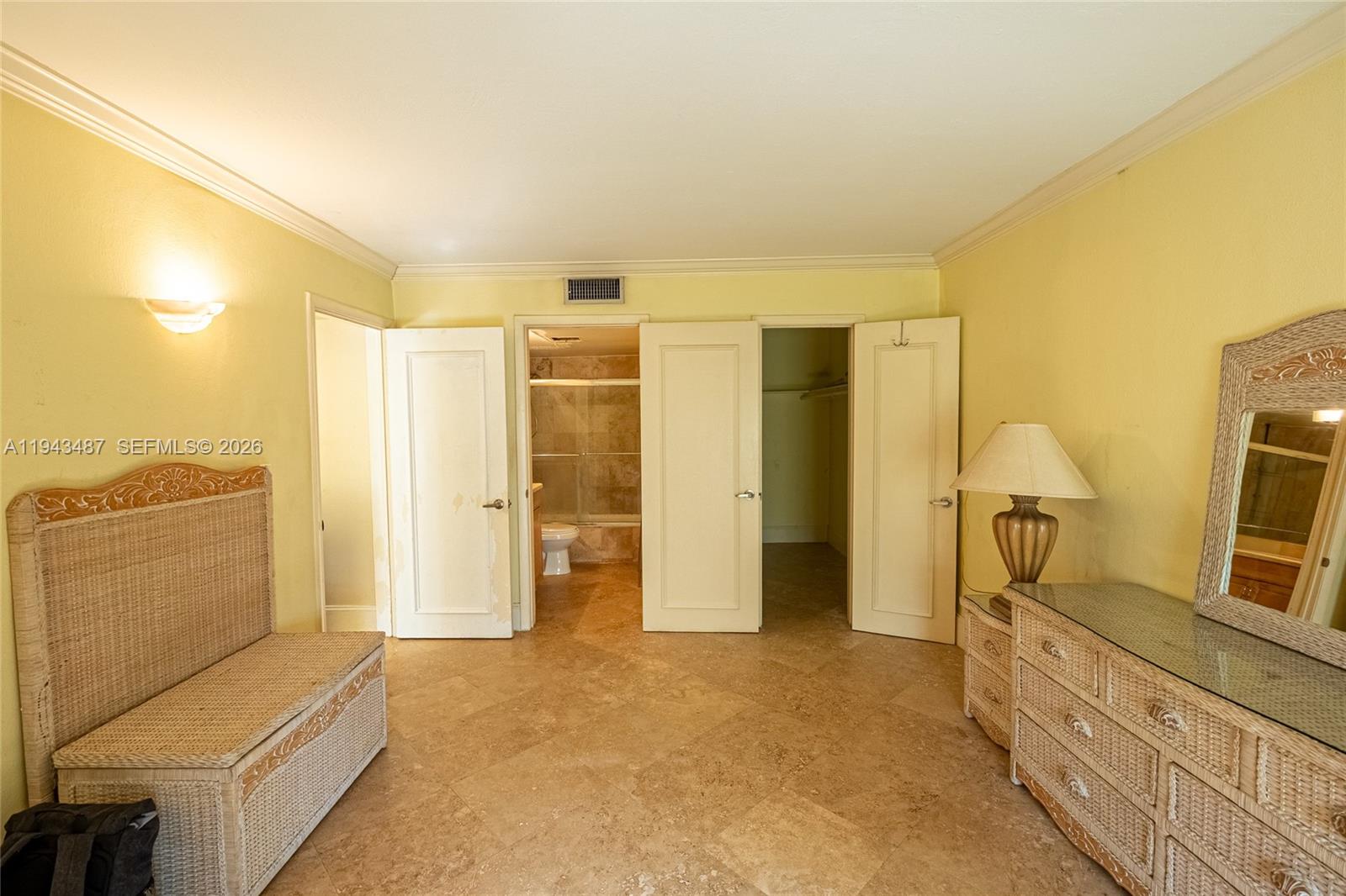 7477 SW 82nd St #C213 Miami, FL 33143