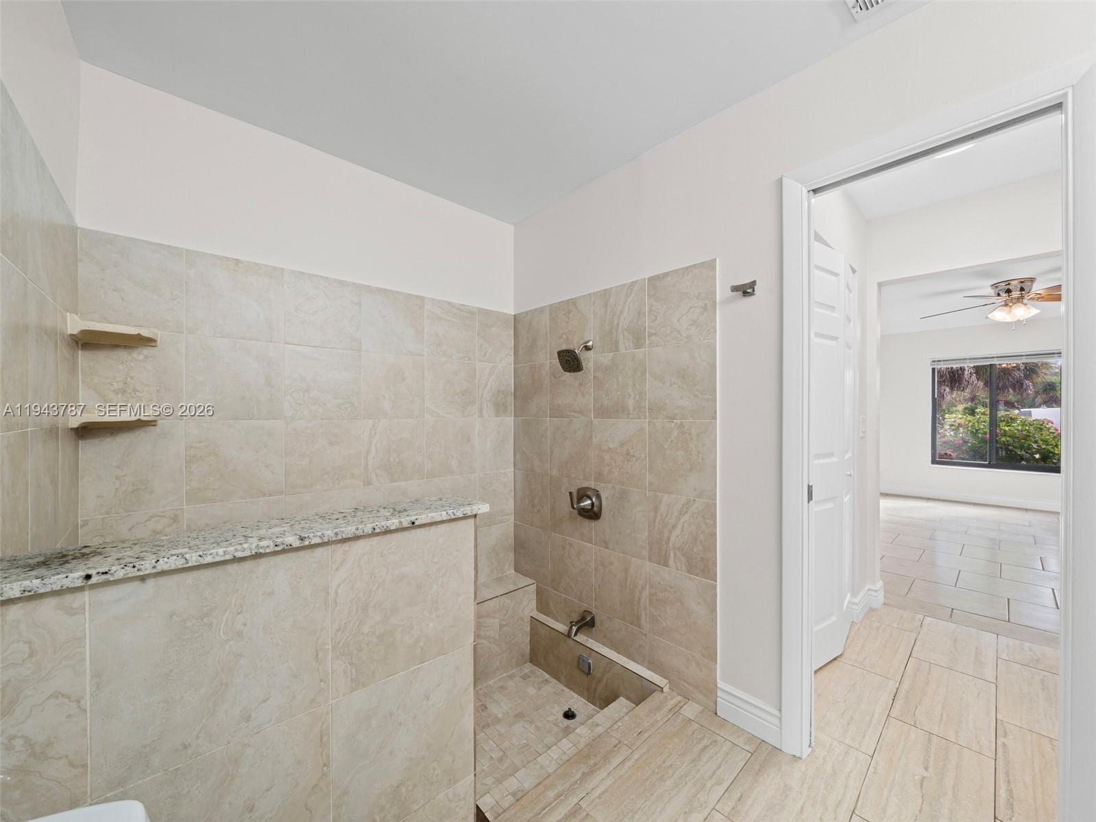 10251 NW 39th Ct Coral Springs, FL 33065