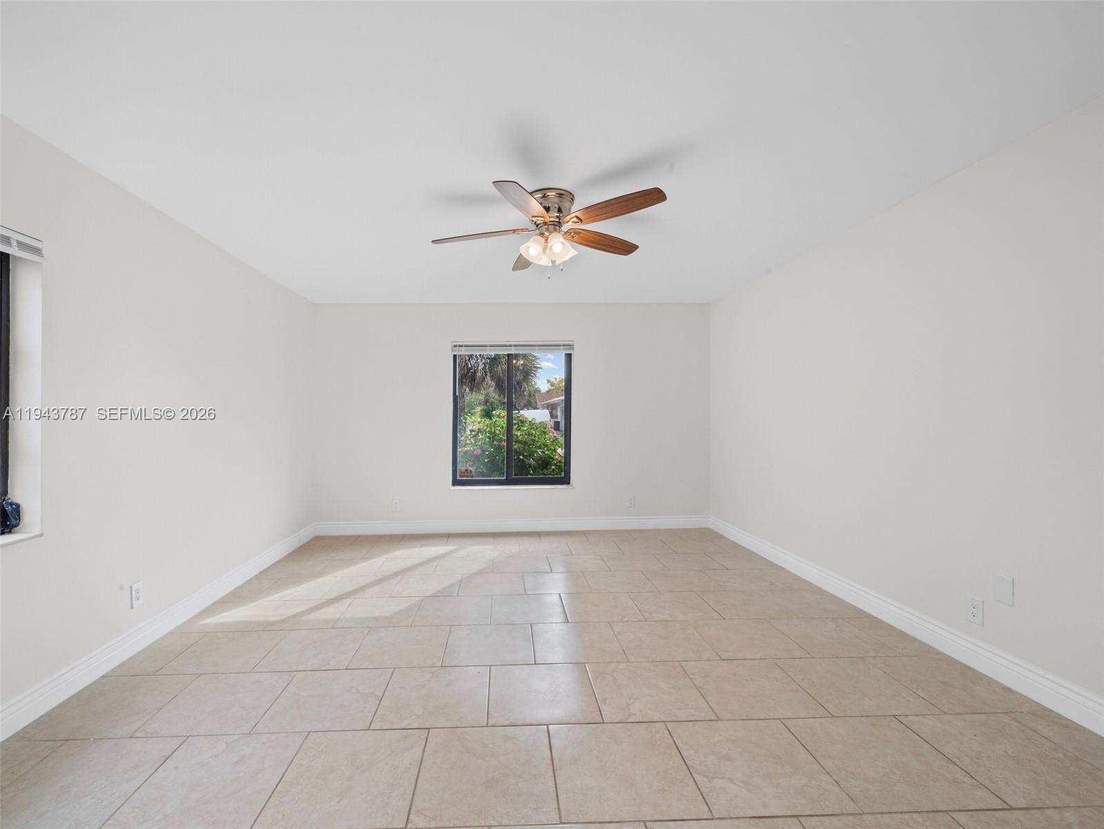 10251 NW 39th Ct Coral Springs, FL 33065