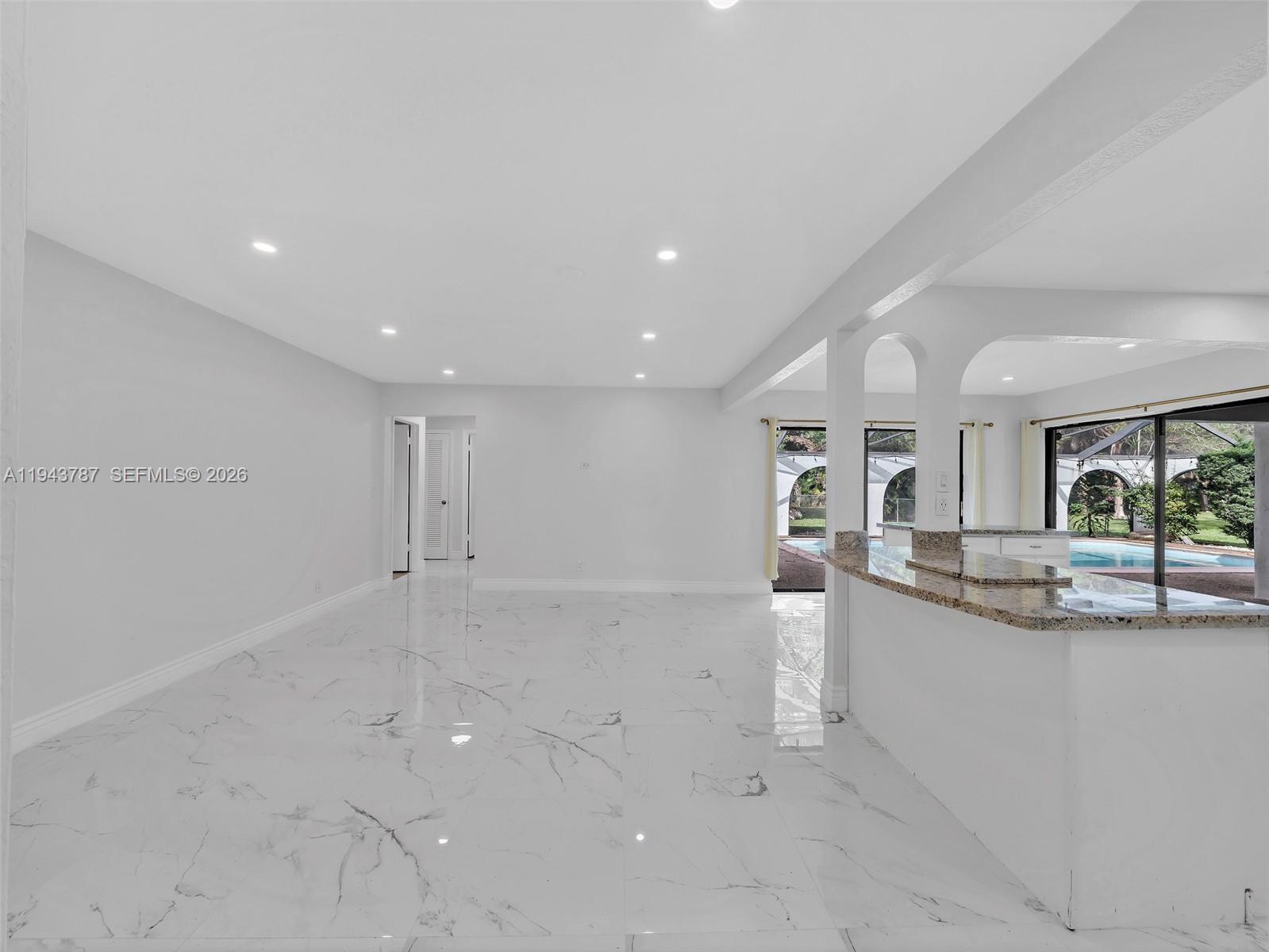 10251 NW 39th Ct Coral Springs, FL 33065