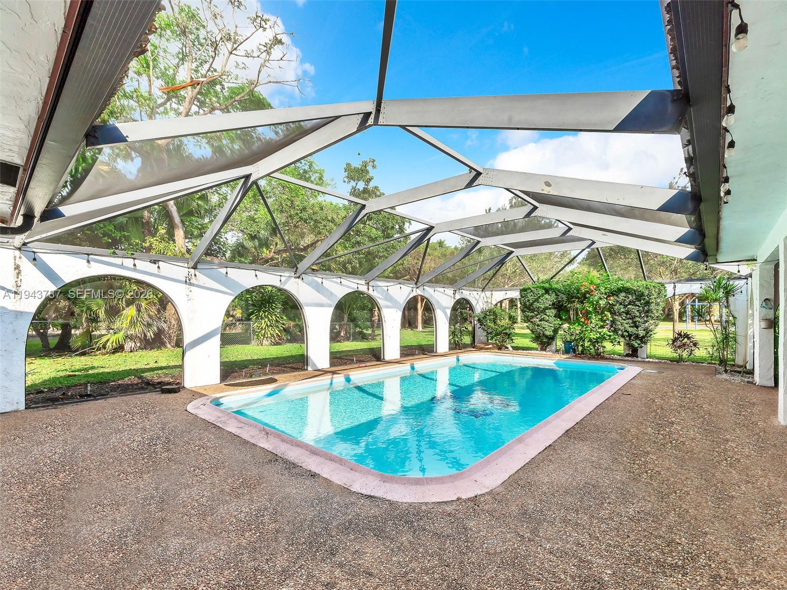 10251 NW 39th Ct Coral Springs, FL 33065