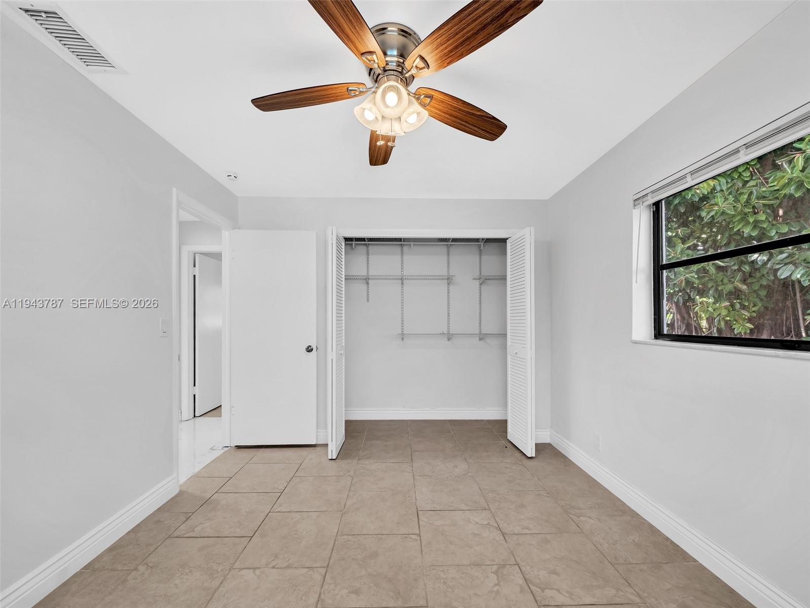 10251 NW 39th Ct Coral Springs, FL 33065