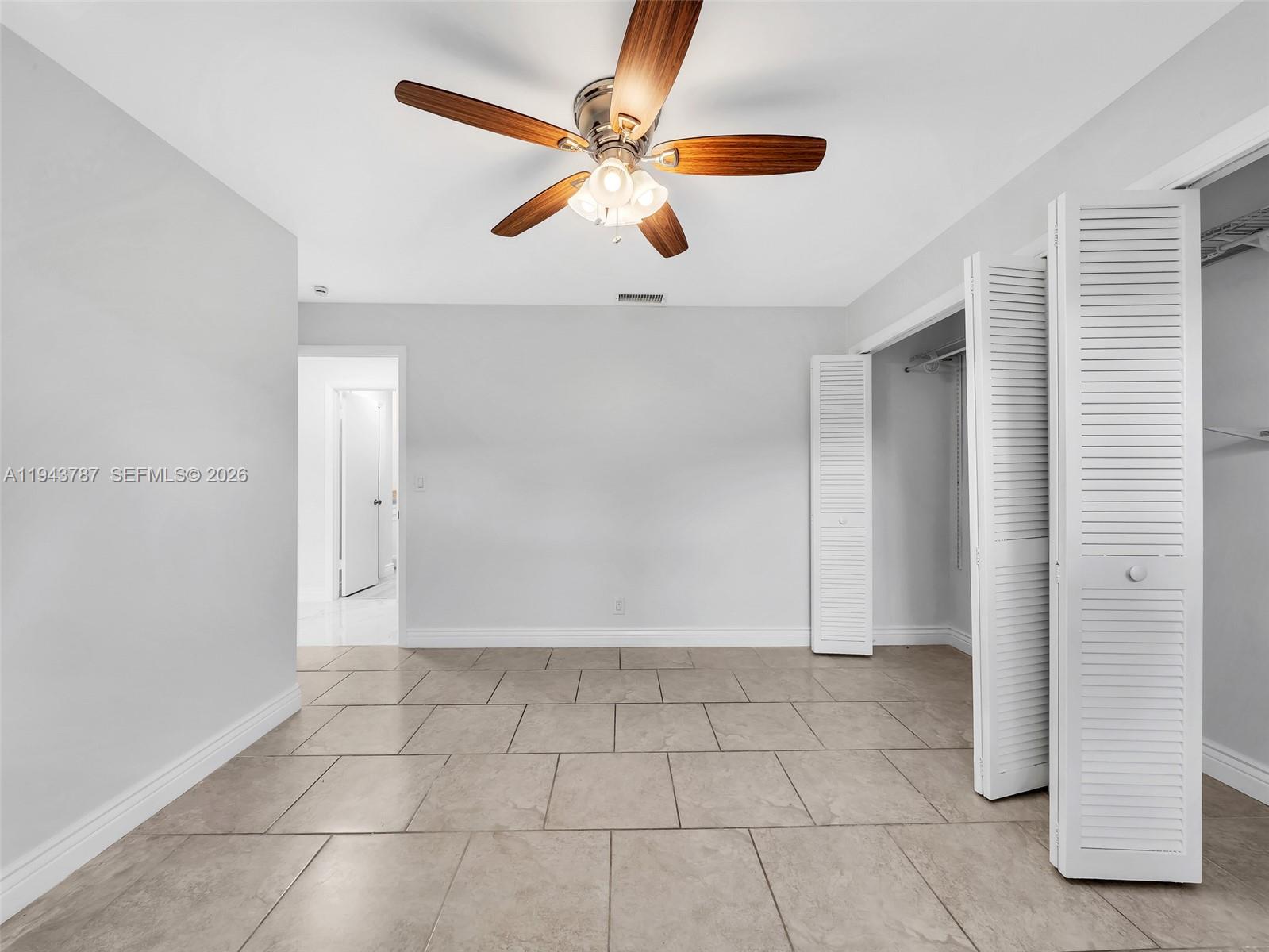 10251 NW 39th Ct Coral Springs, FL 33065