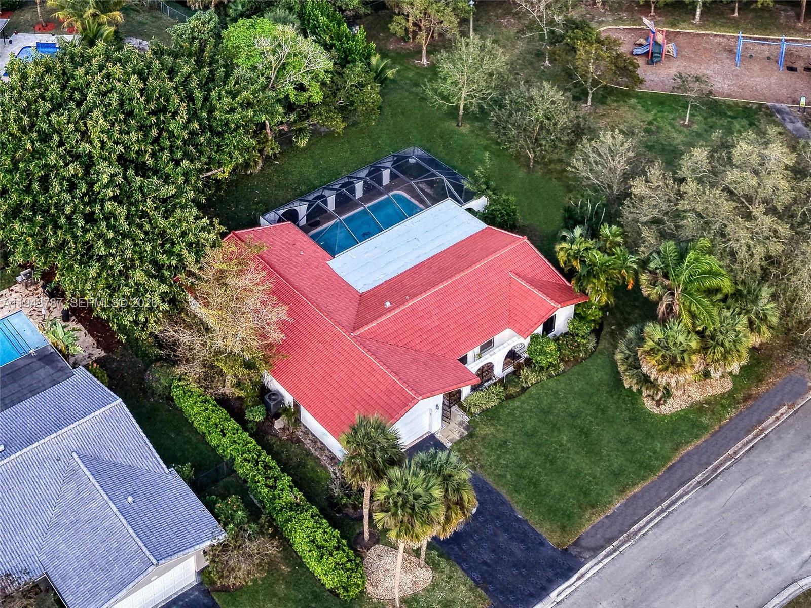 10251 NW 39th Ct Coral Springs, FL 33065