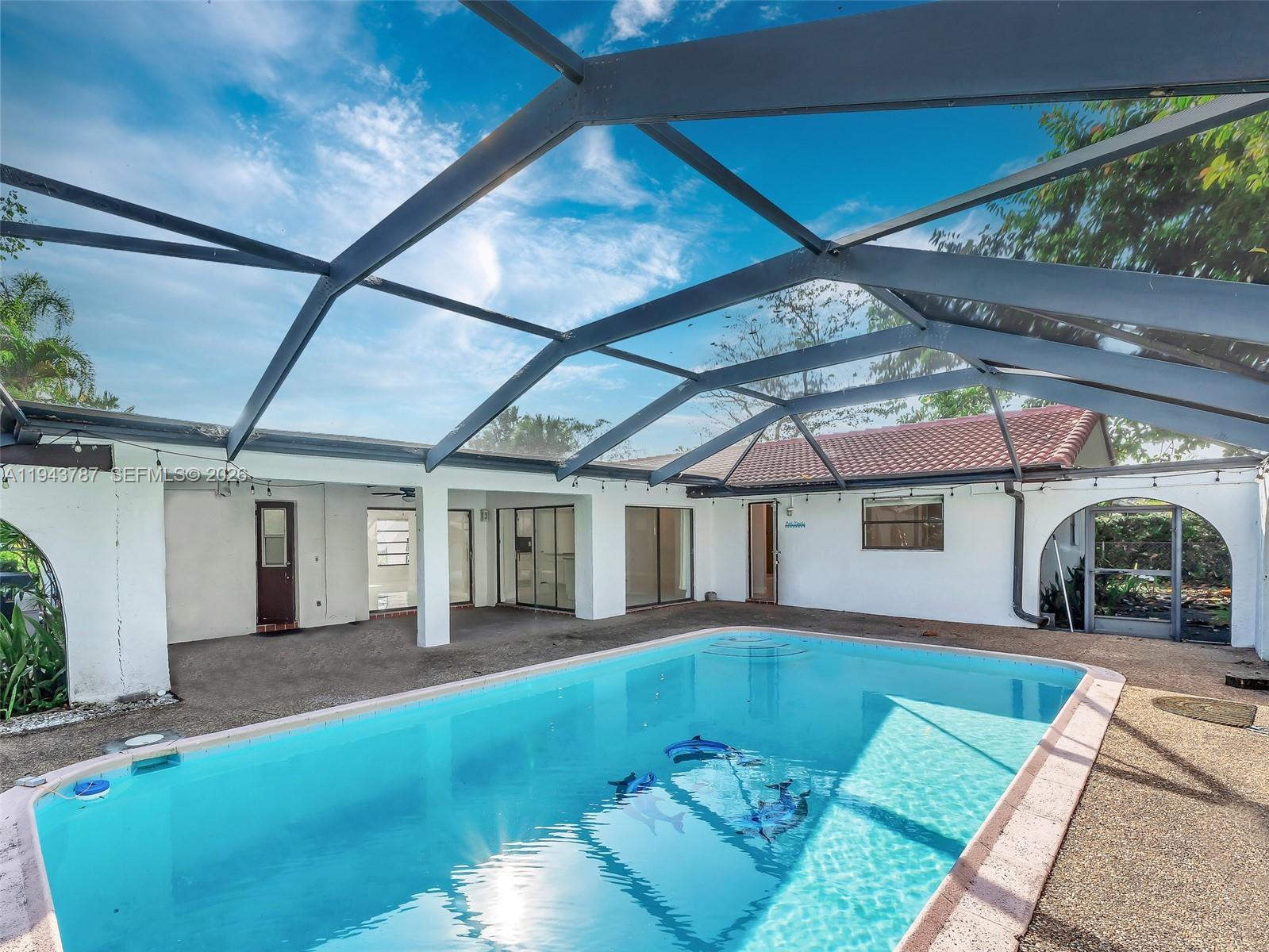 10251 NW 39th Ct Coral Springs, FL 33065