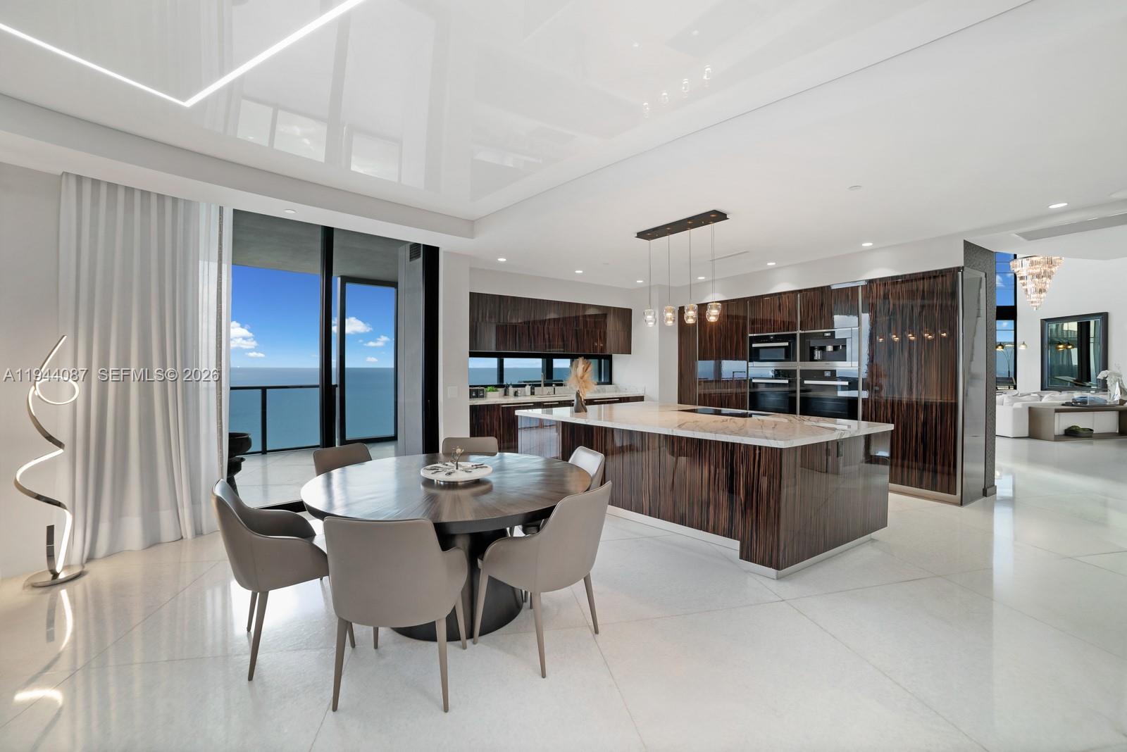 18555 Collins Ave #5201 Sunny Isles Beach, FL 33160