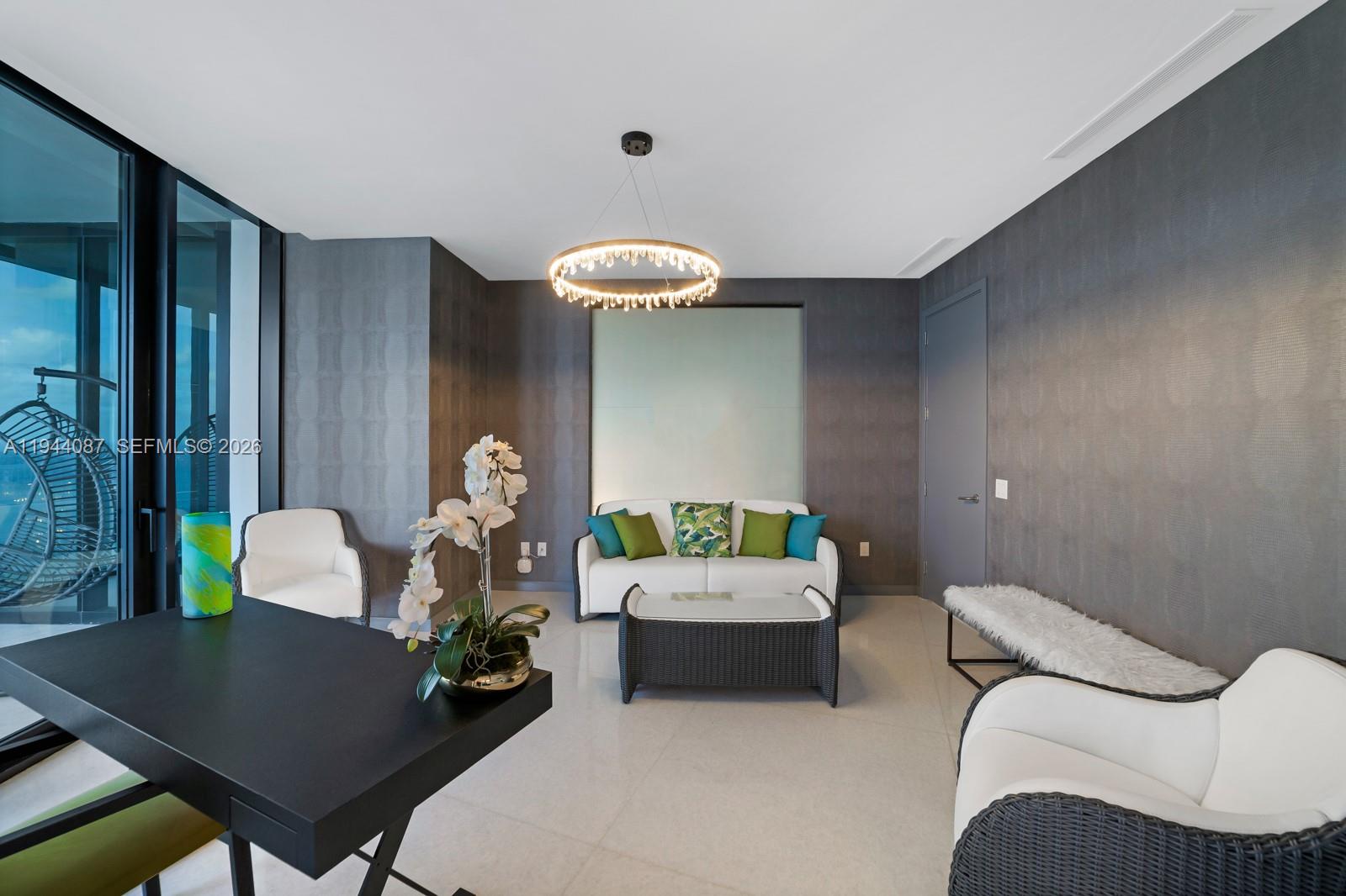 18555 Collins Ave #5201 Sunny Isles Beach, FL 33160