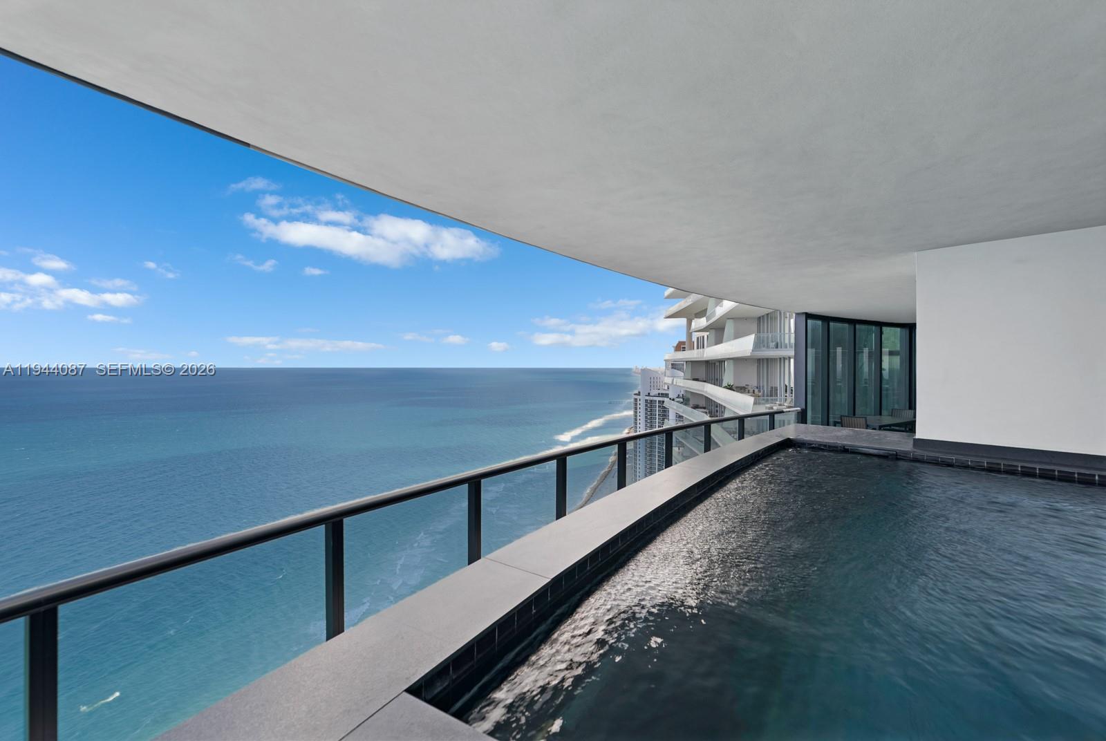 18555 Collins Ave #5201 Sunny Isles Beach, FL 33160