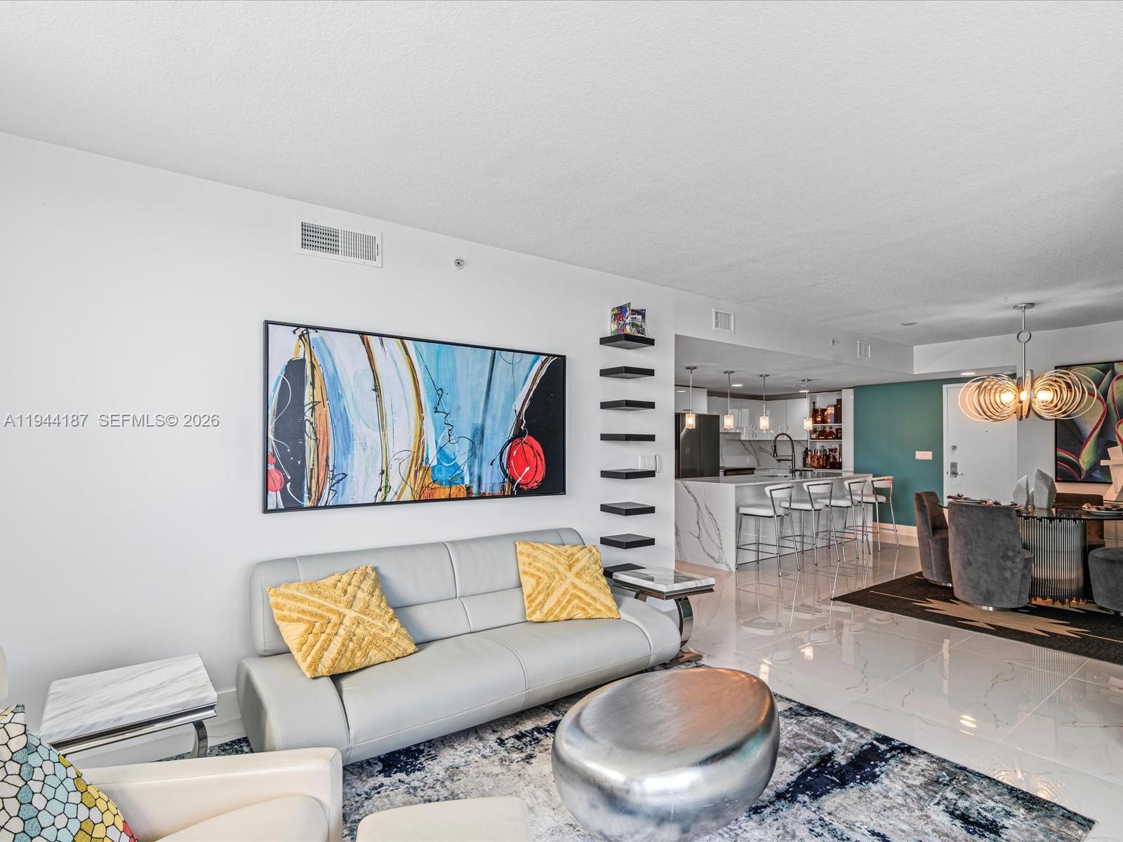 image Onyx On The Bay9