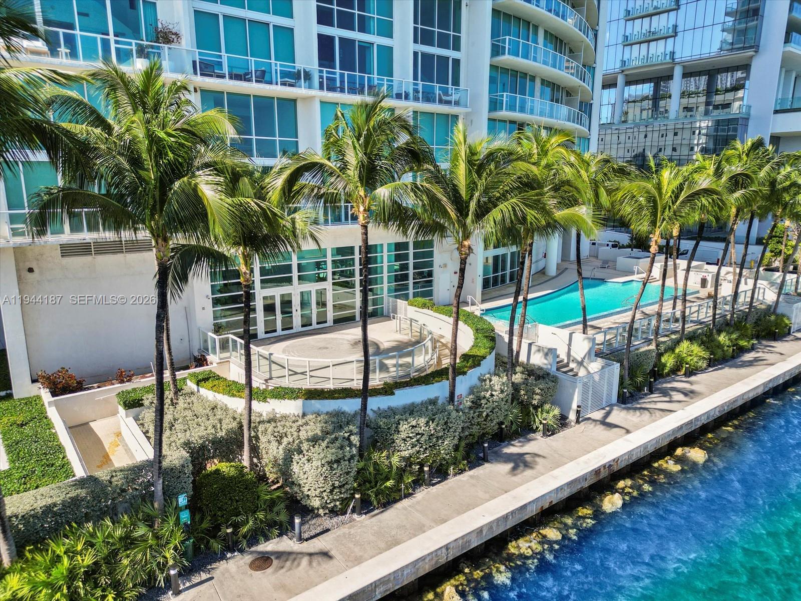 image Onyx On The Bay33