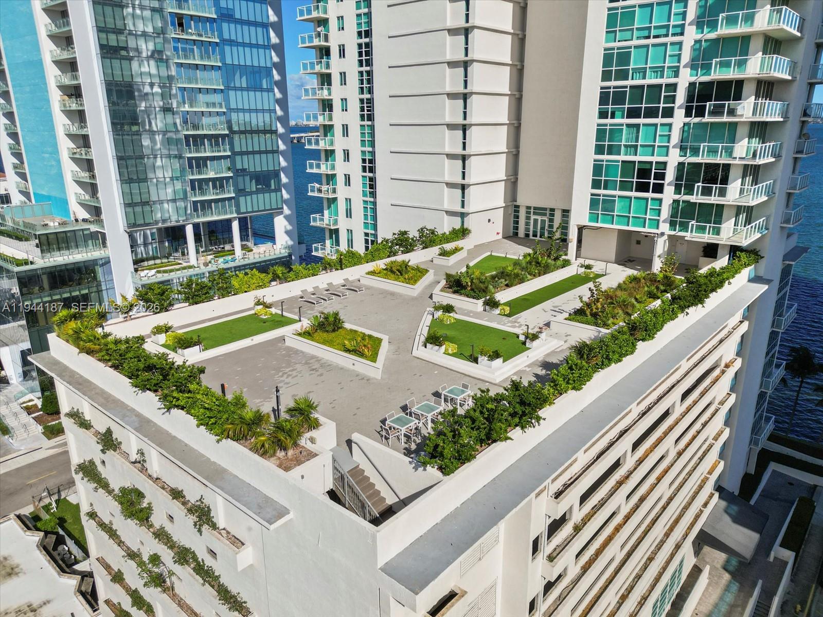 image Onyx On The Bay39