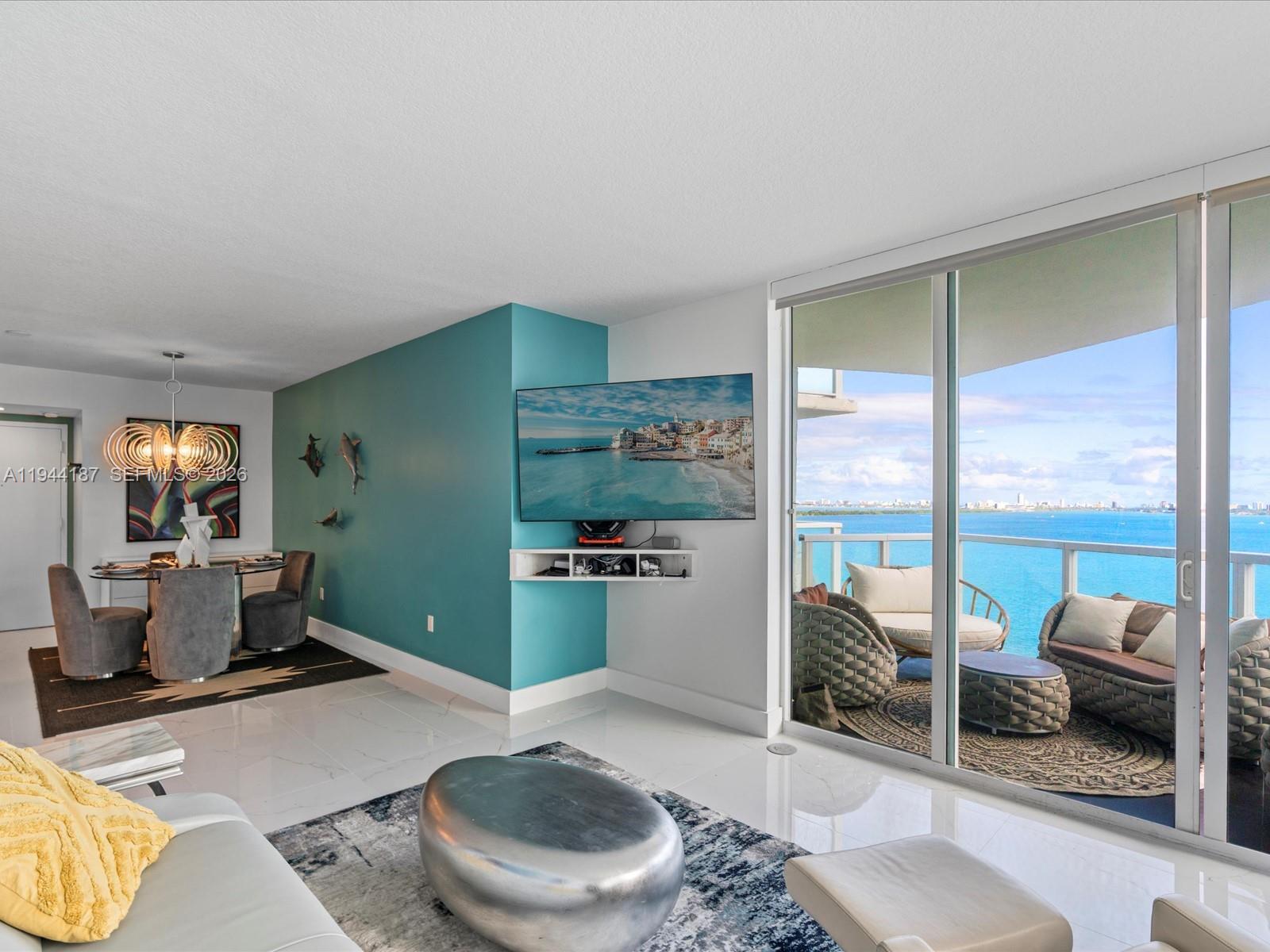 image Onyx On The Bay8