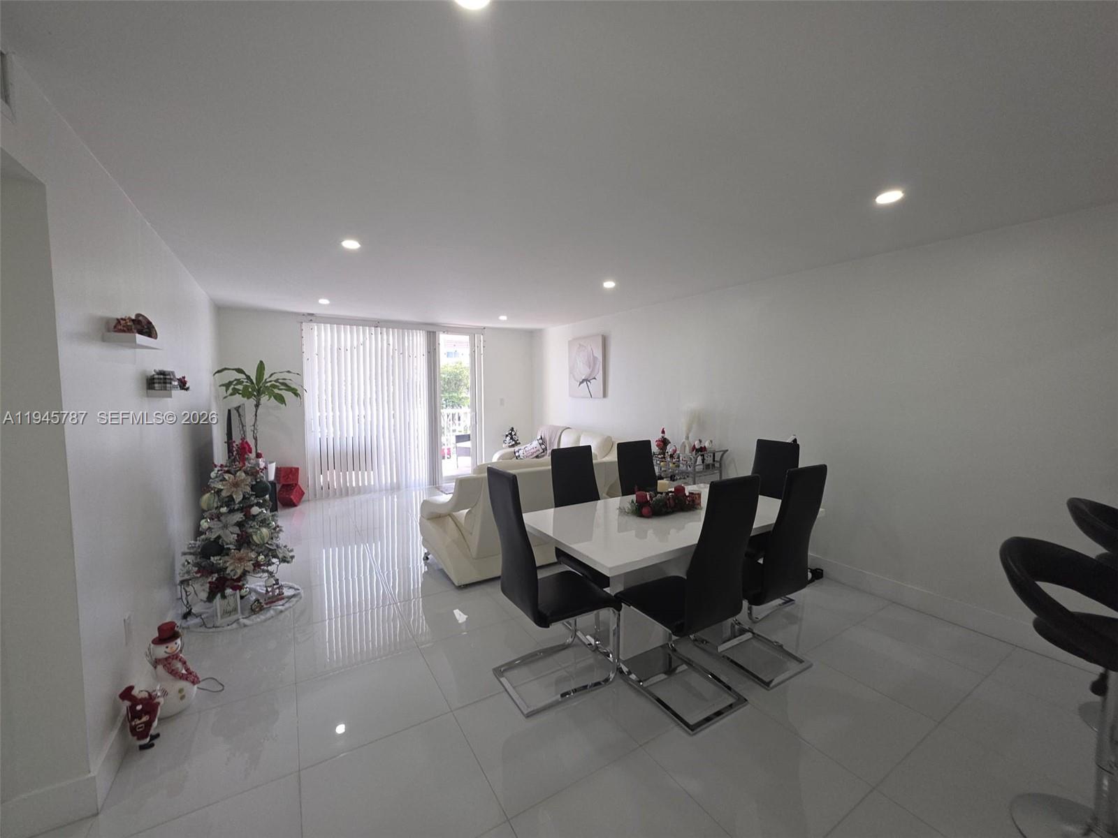 6970 NW 186th St #3-307