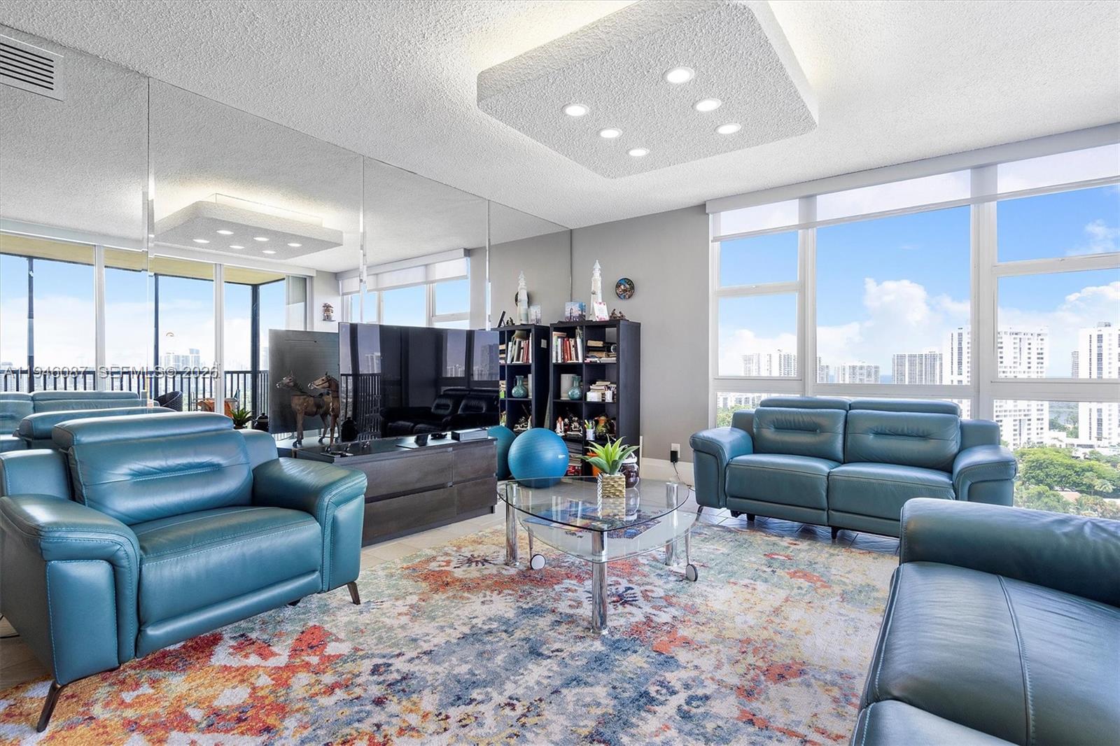 20379 W Country Clb Dr #1933