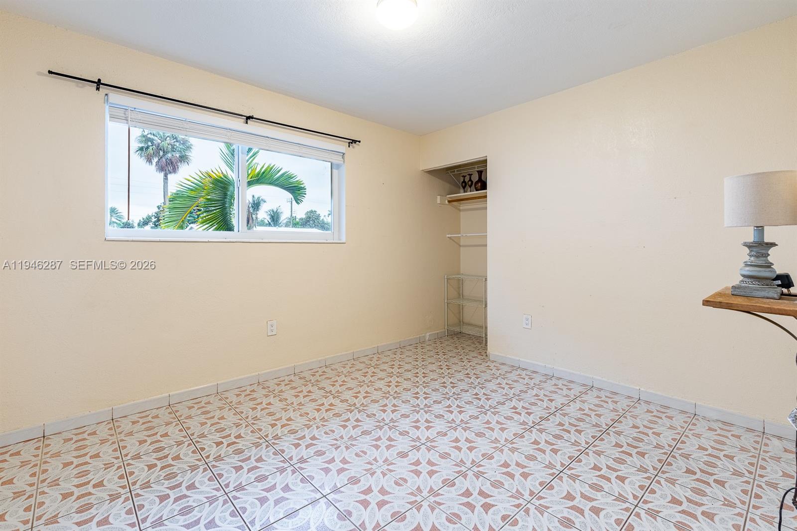 1243 W 78th St Hialeah, FL 33014