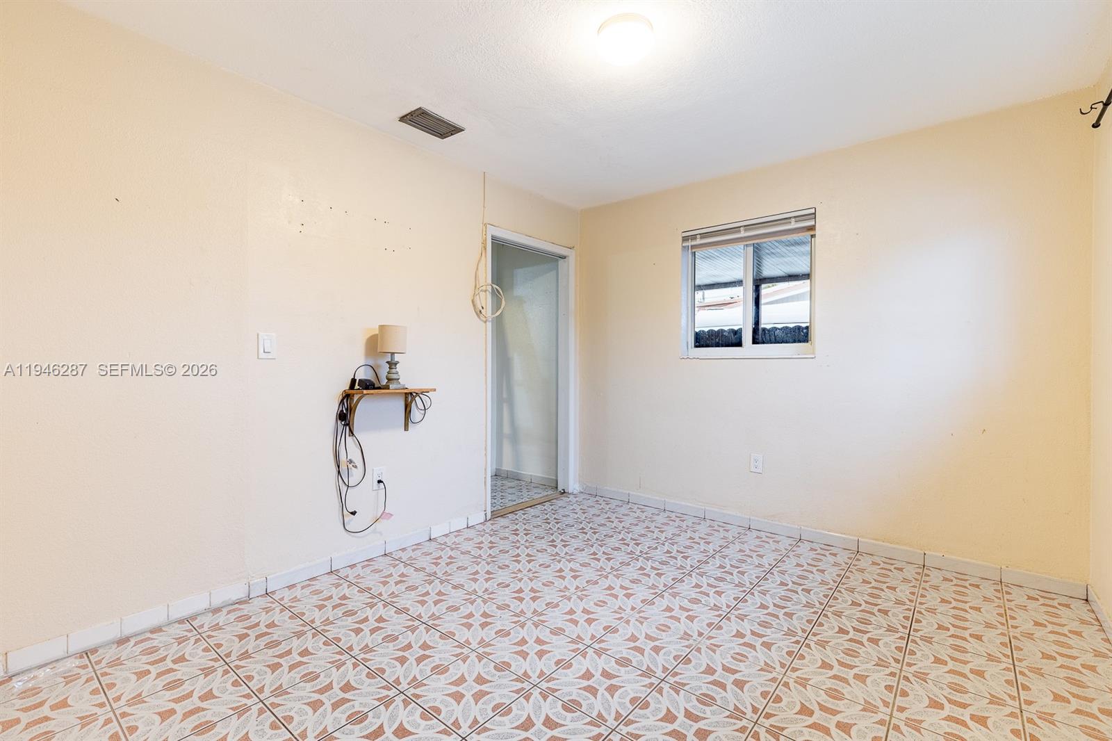 1243 W 78th St Hialeah, FL 33014