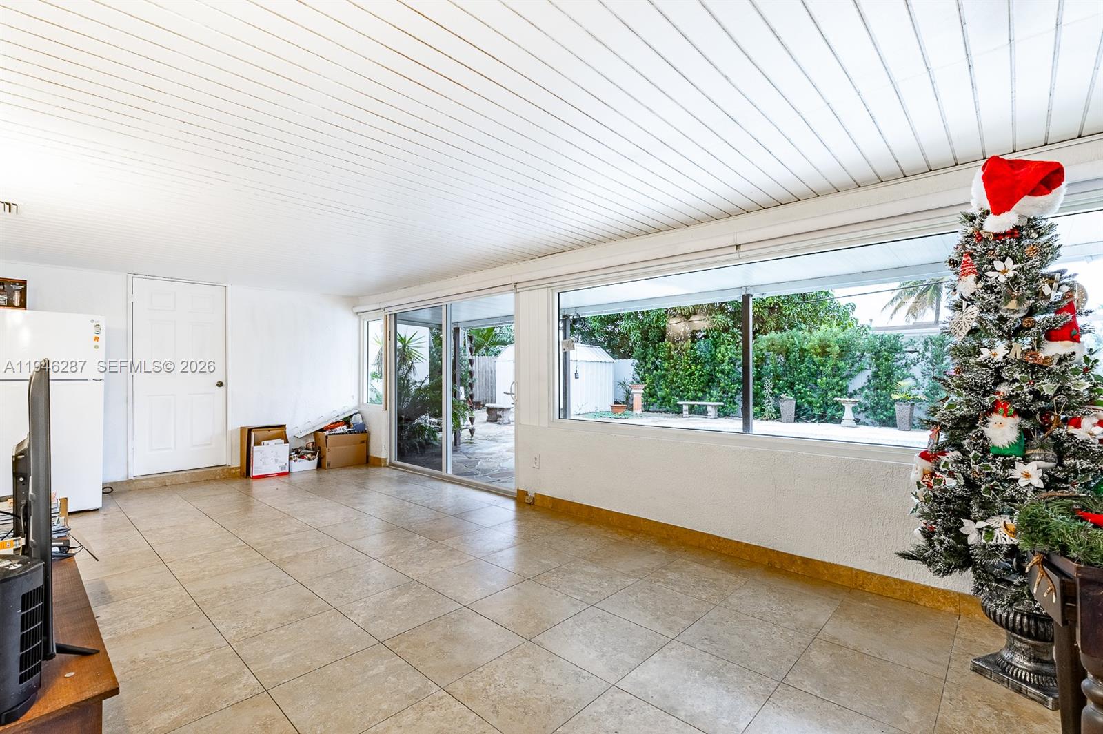 1243 W 78th St Hialeah, FL 33014