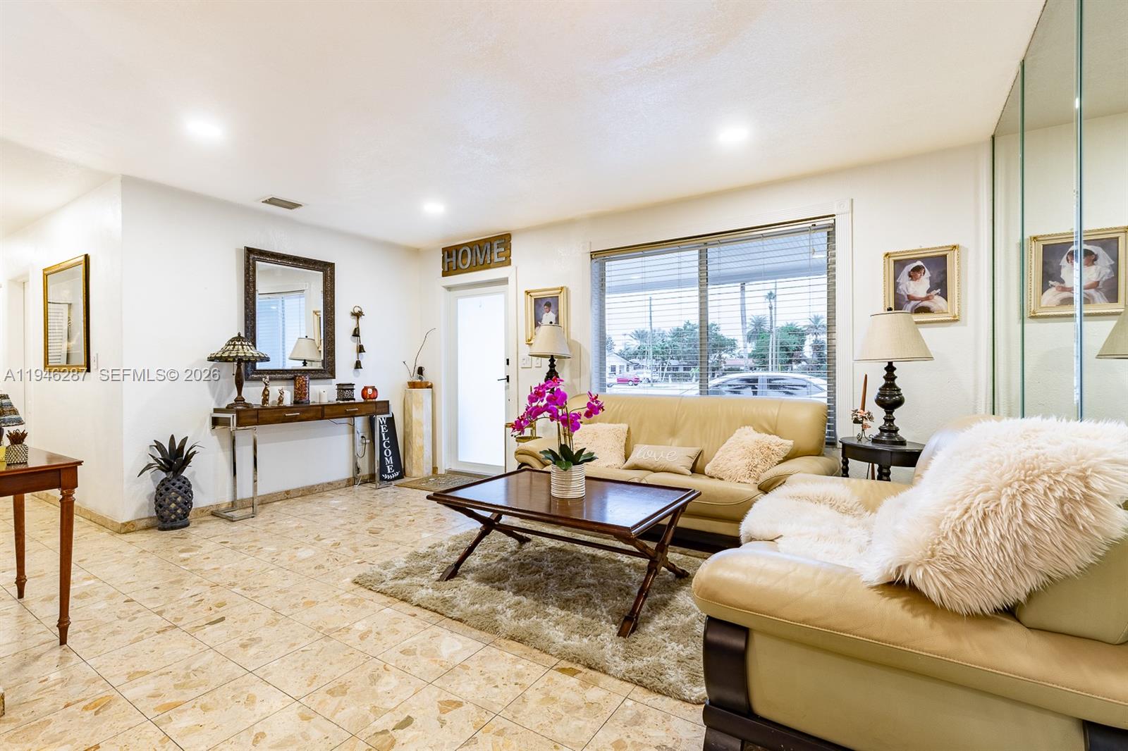 1243 W 78th St Hialeah, FL 33014