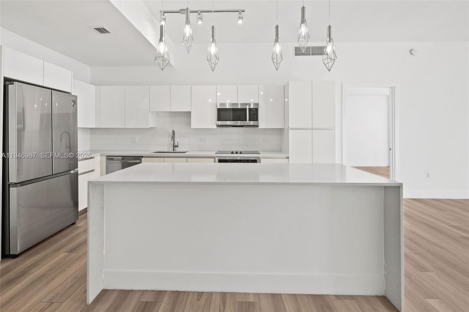 101 Diplomat Pkwy #1503 Hallandale Beach, FL 33009