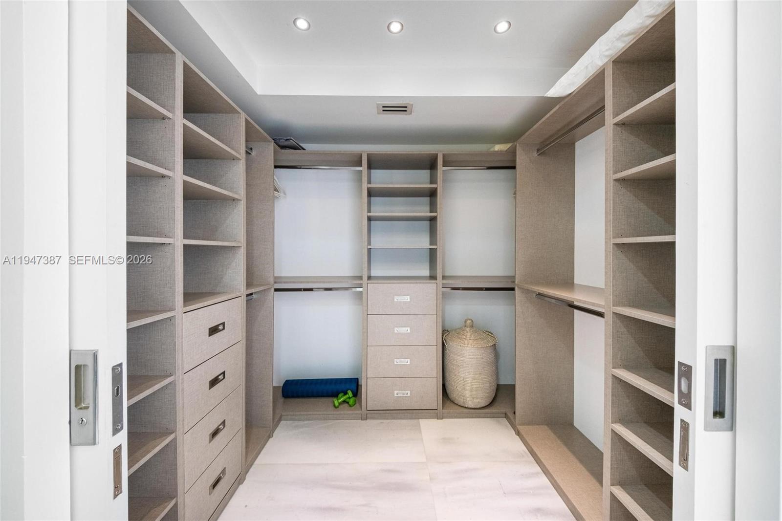 3 Island Ave #03C Miami Beach, FL 33139