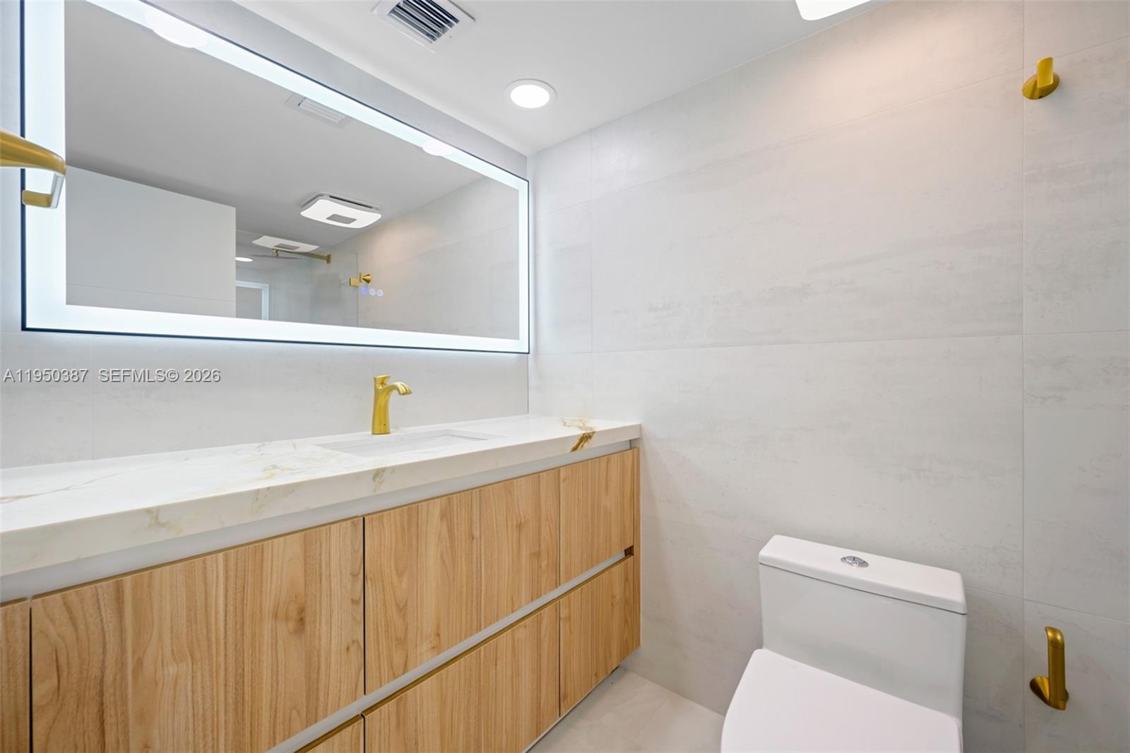 3410 Galt Ocean Dr #PH2N Fort Lauderdale, FL 33308