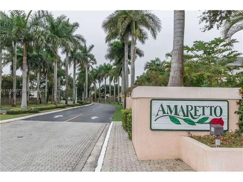 11837 SW 100th St Miami, FL 33186