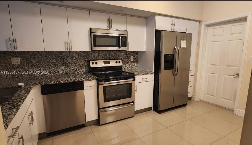 11837 SW 100th St Miami, FL 33186