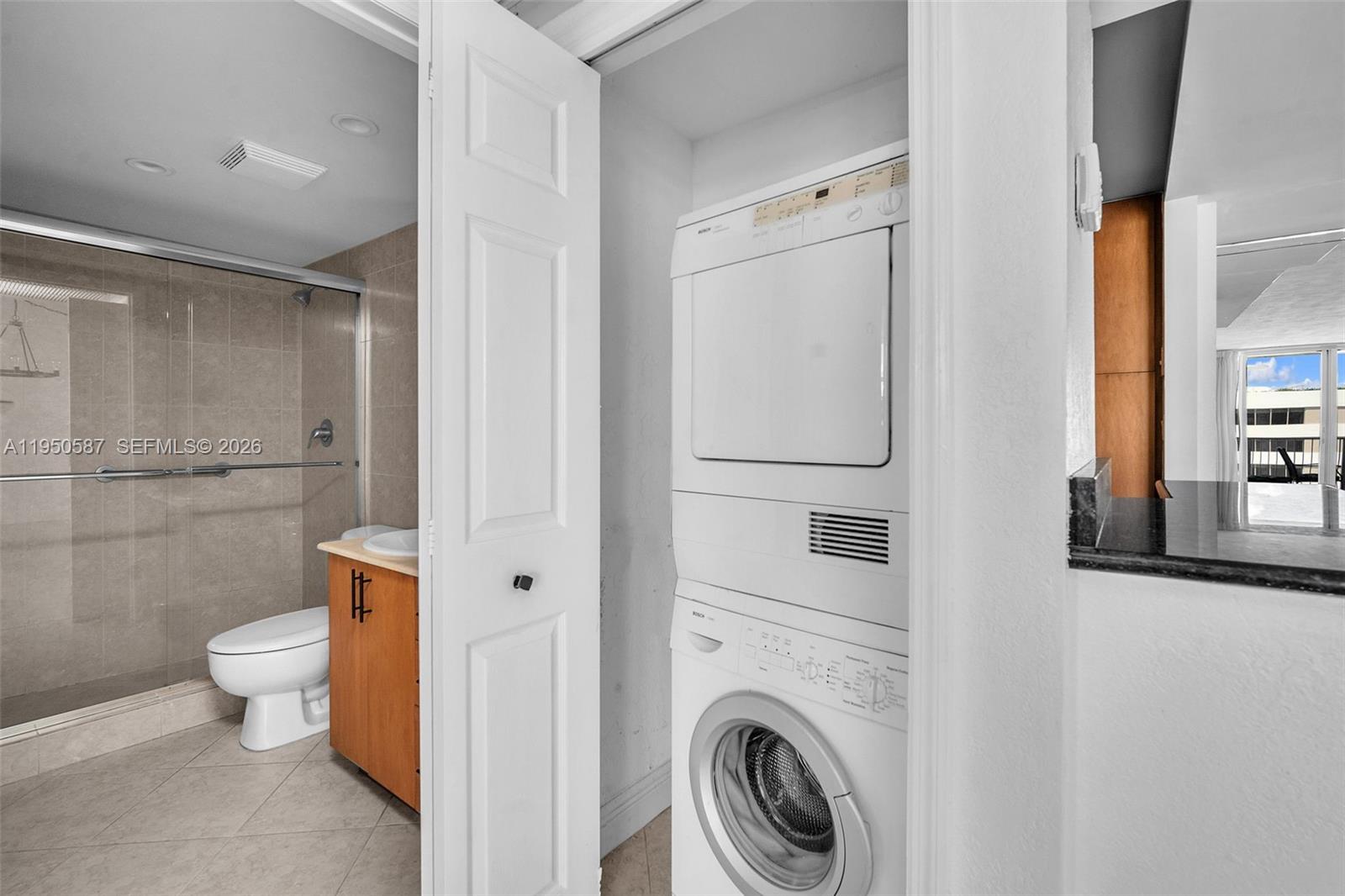 10350 W Bay Hbr Dr #8F Bay Harbor Islands, FL 33154