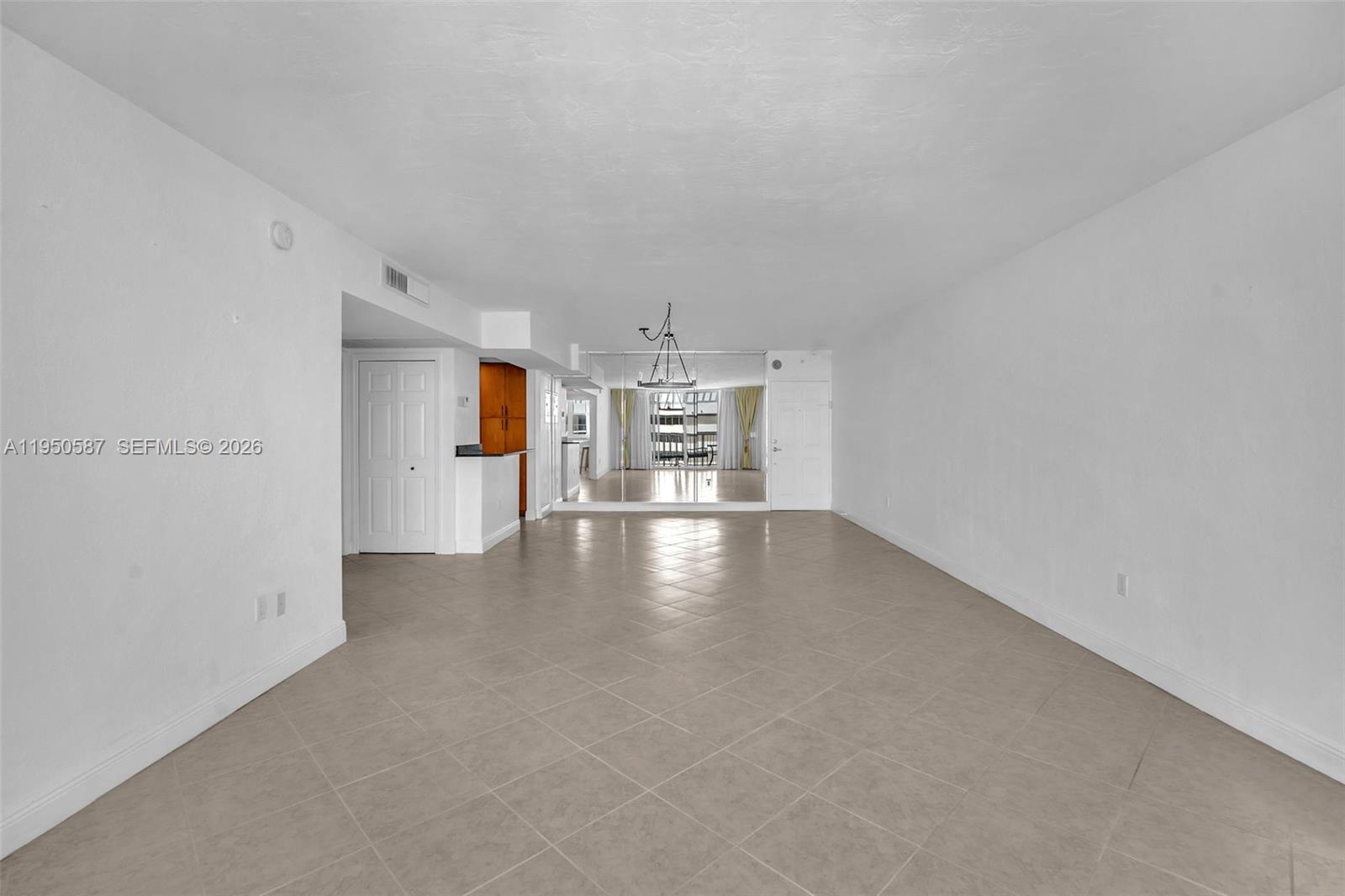 10350 W Bay Hbr Dr #8F Bay Harbor Islands, FL 33154
