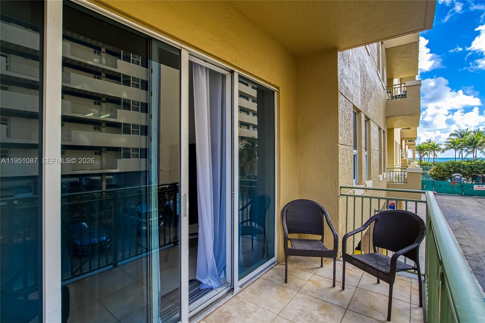 image 2080 Ocean Drive33