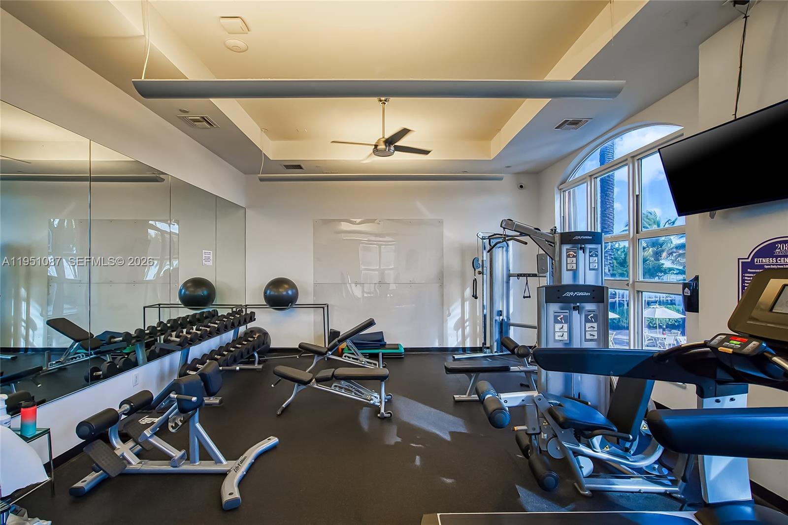 image 2080 Ocean Drive40