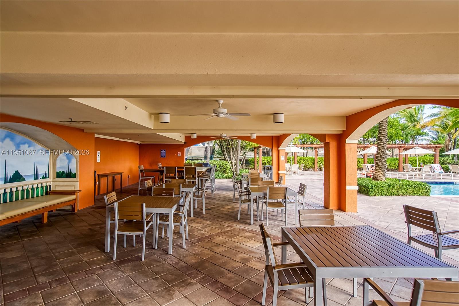 image 2080 Ocean Drive48