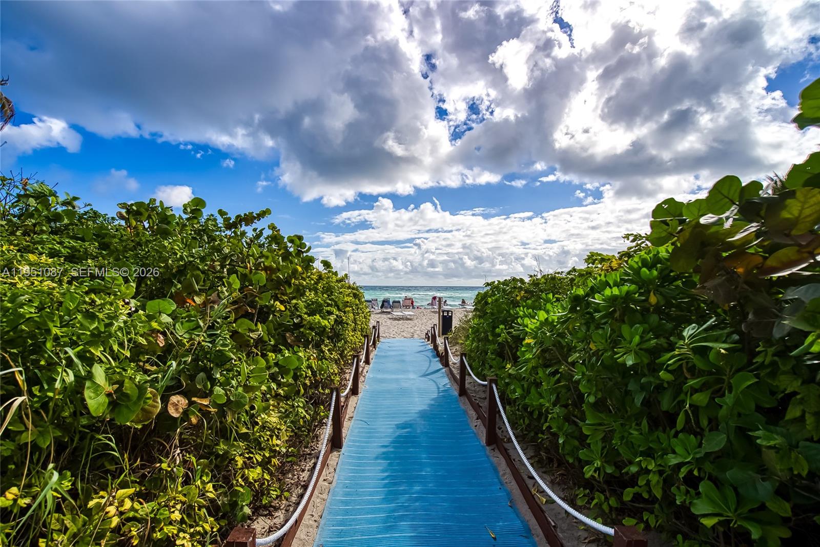 image 2080 Ocean Drive53