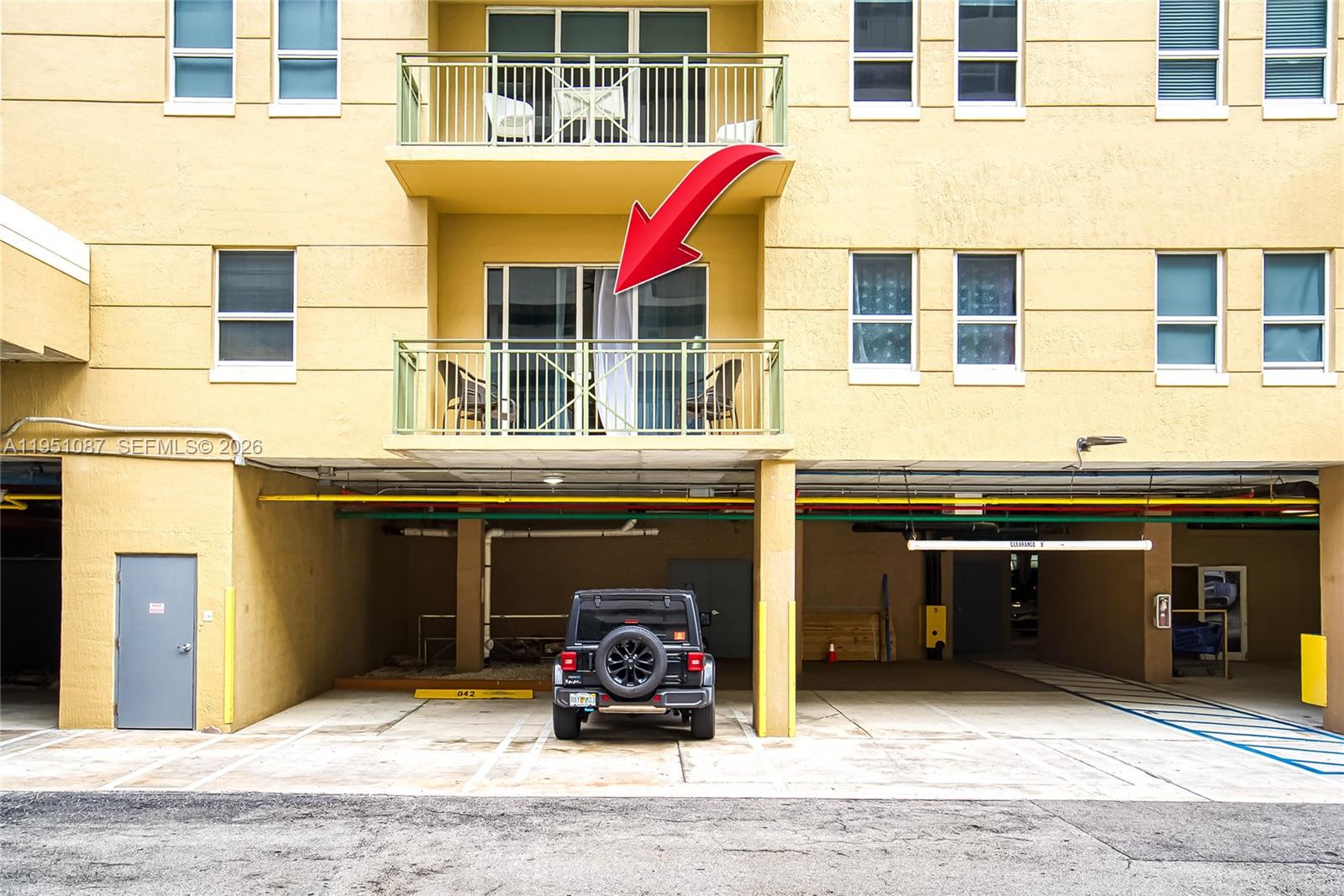 image 2080 Ocean Drive57