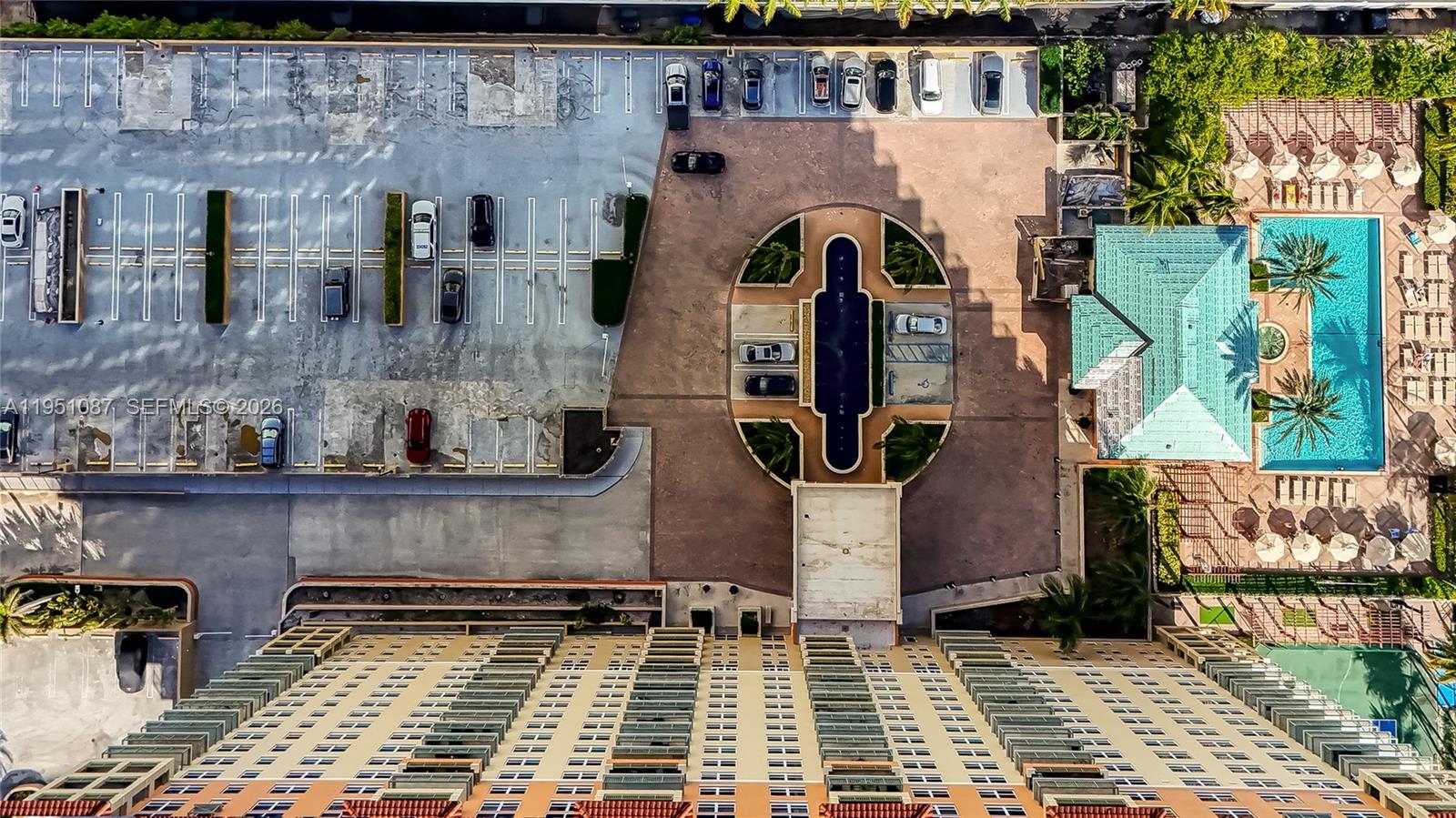 image 2080 Ocean Drive67