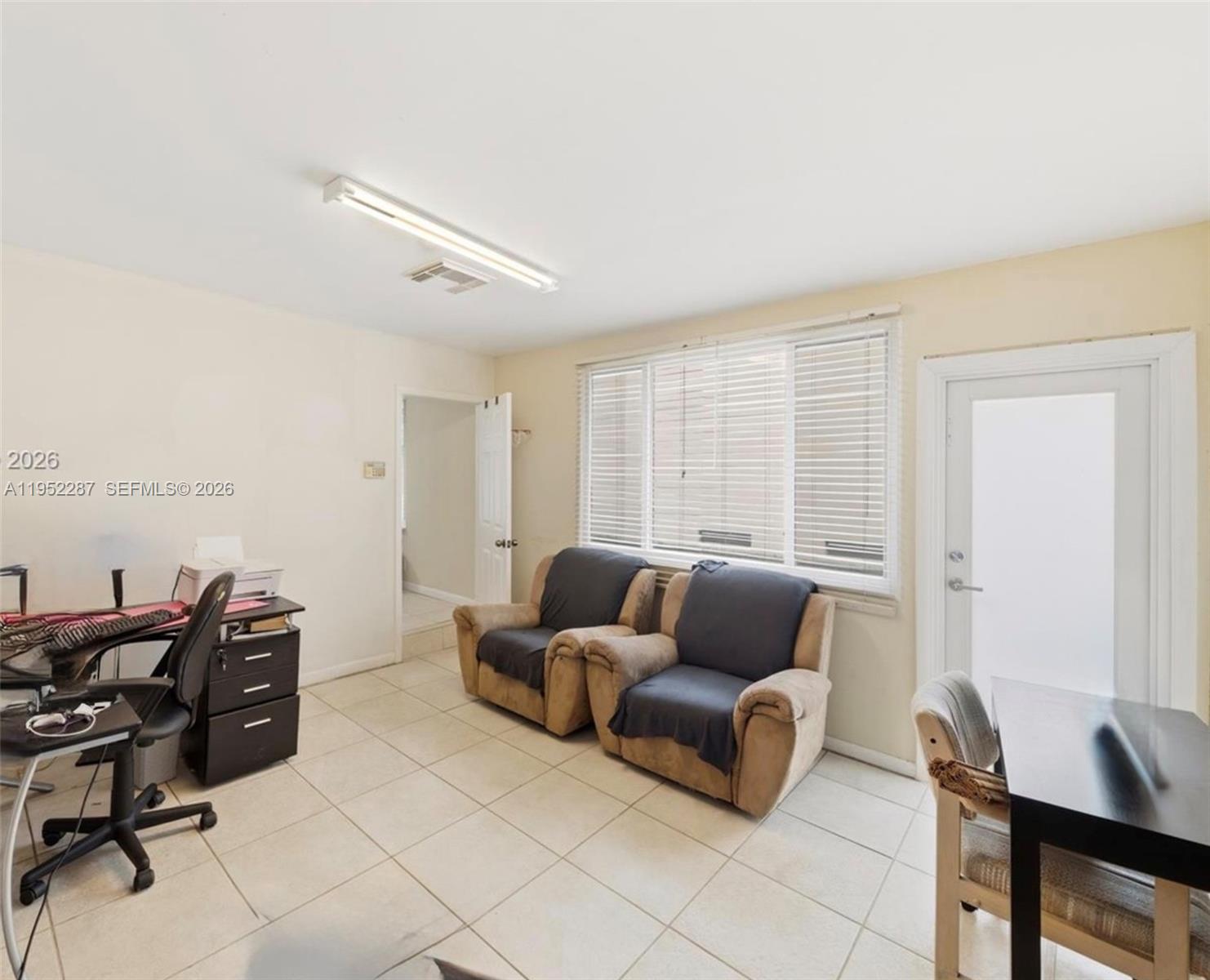 Undisclosed Address Miami, FL 33172