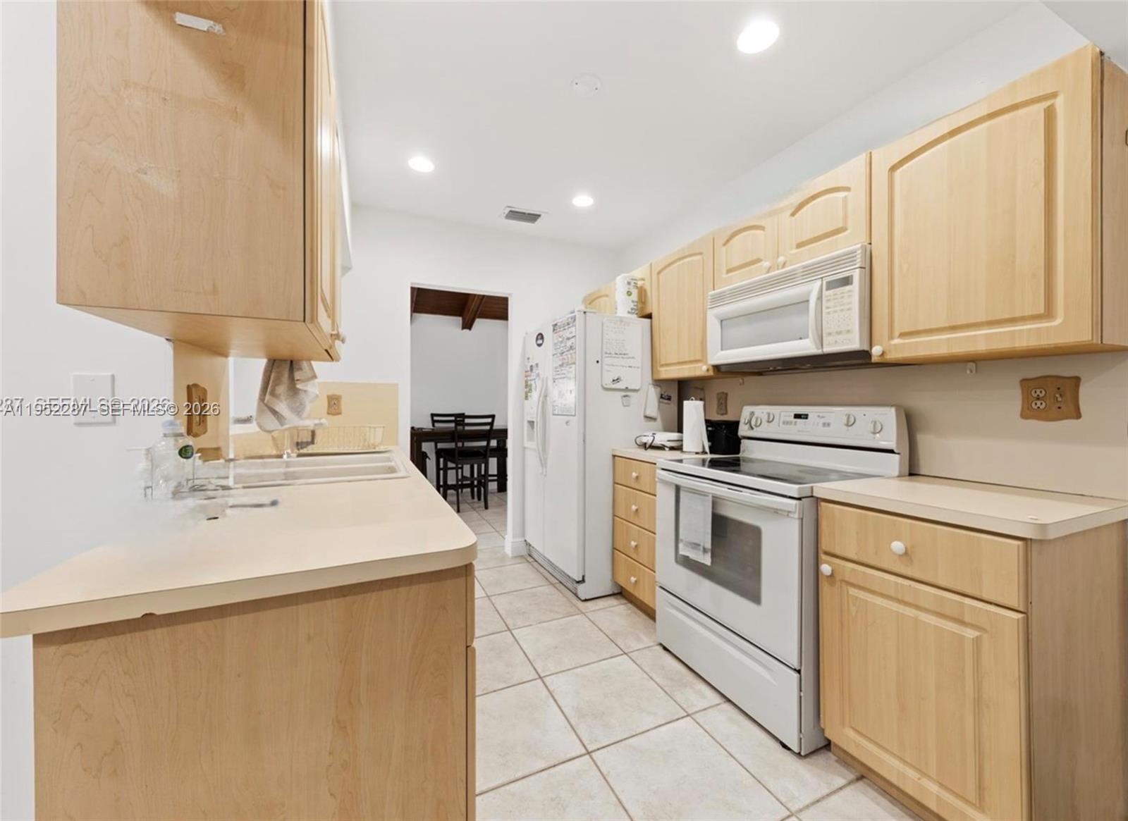 Undisclosed Address Miami, FL 33172