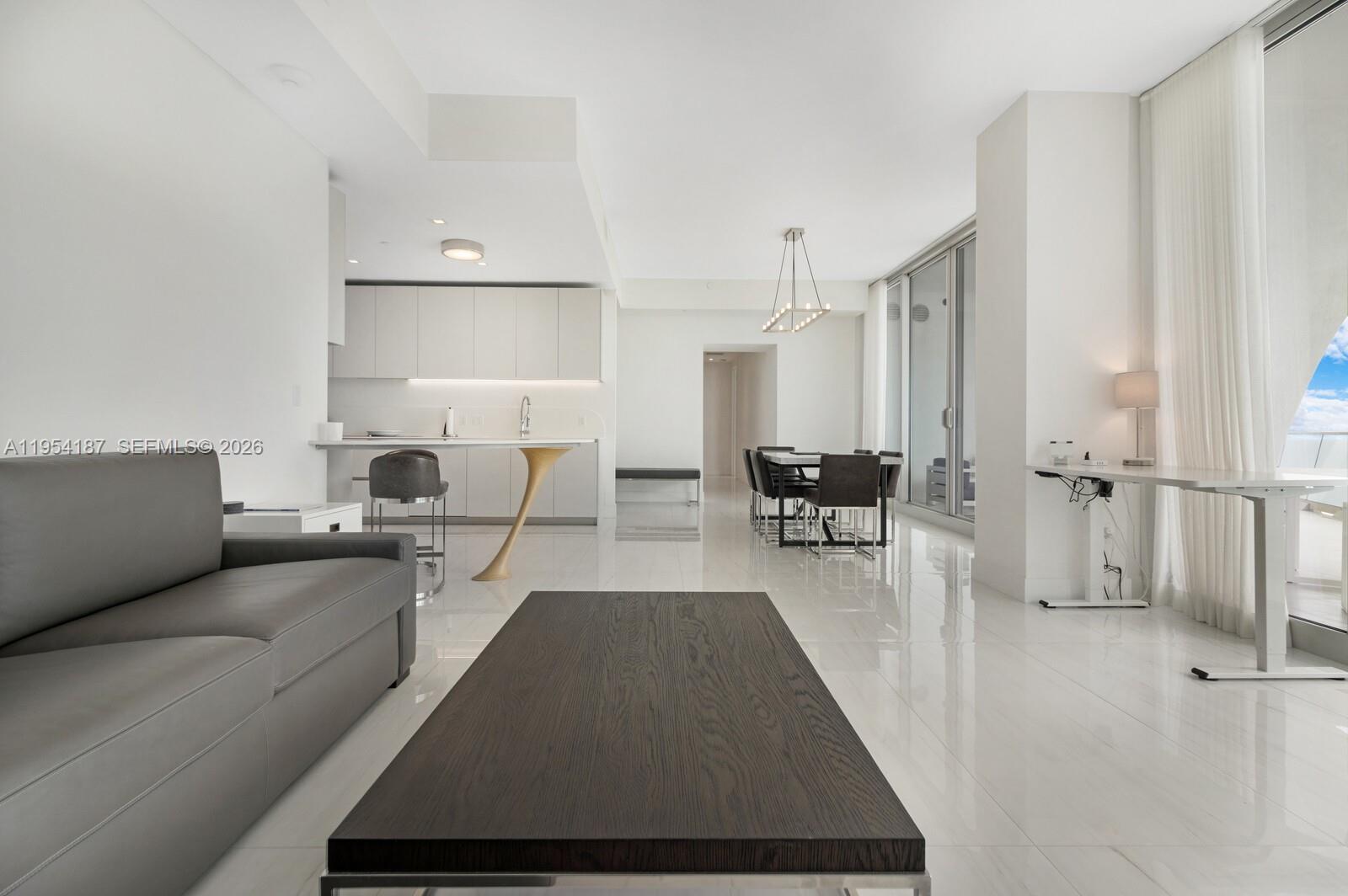 image Jade Signature7