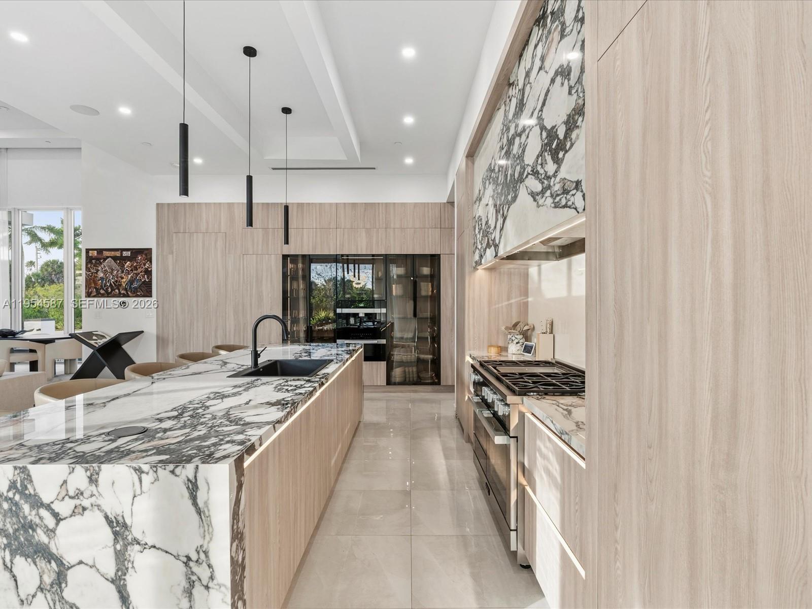 11780 NW 15th St Plantation, FL 33323