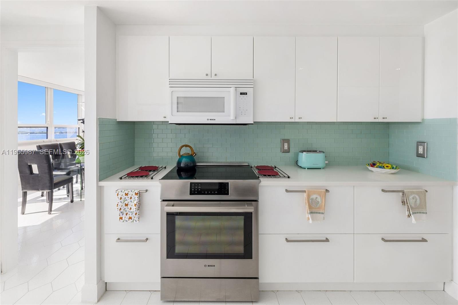 image Three Grove Isle11