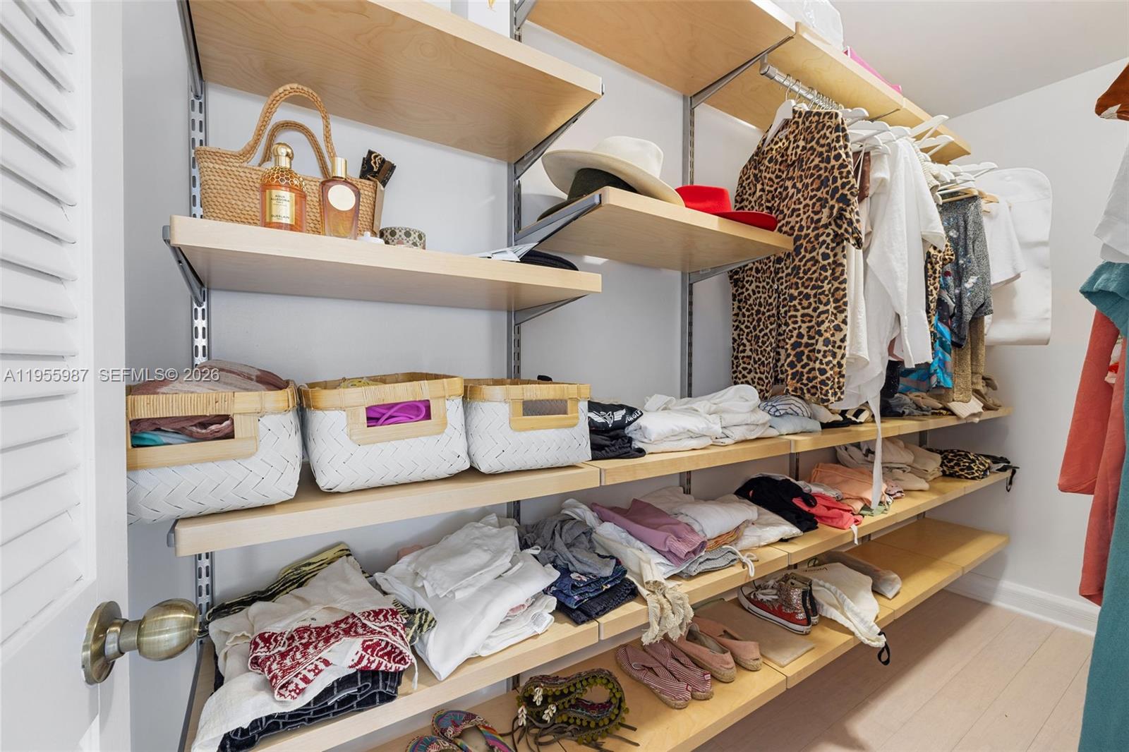 image Three Grove Isle31