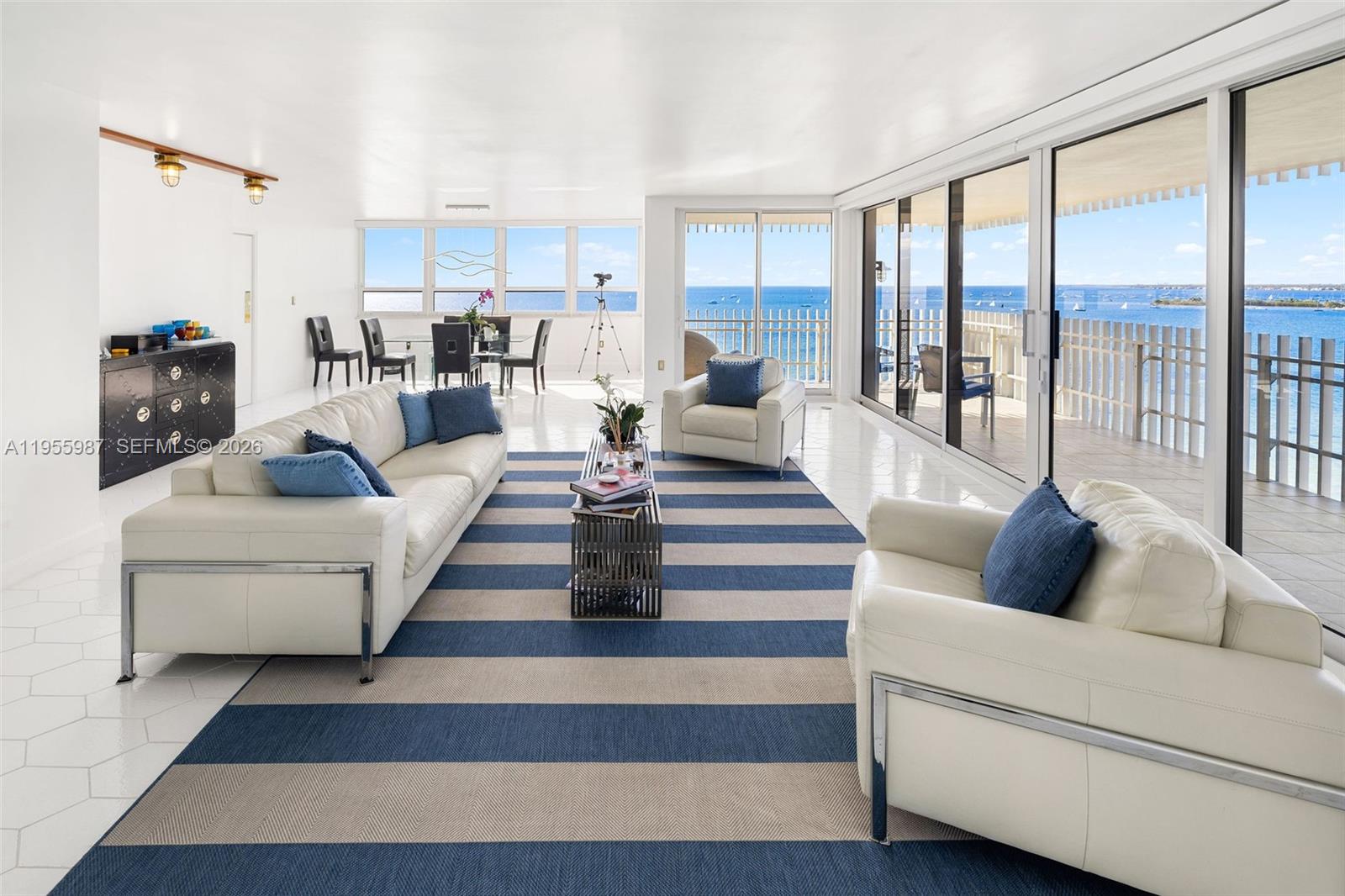 image Three Grove Isle3