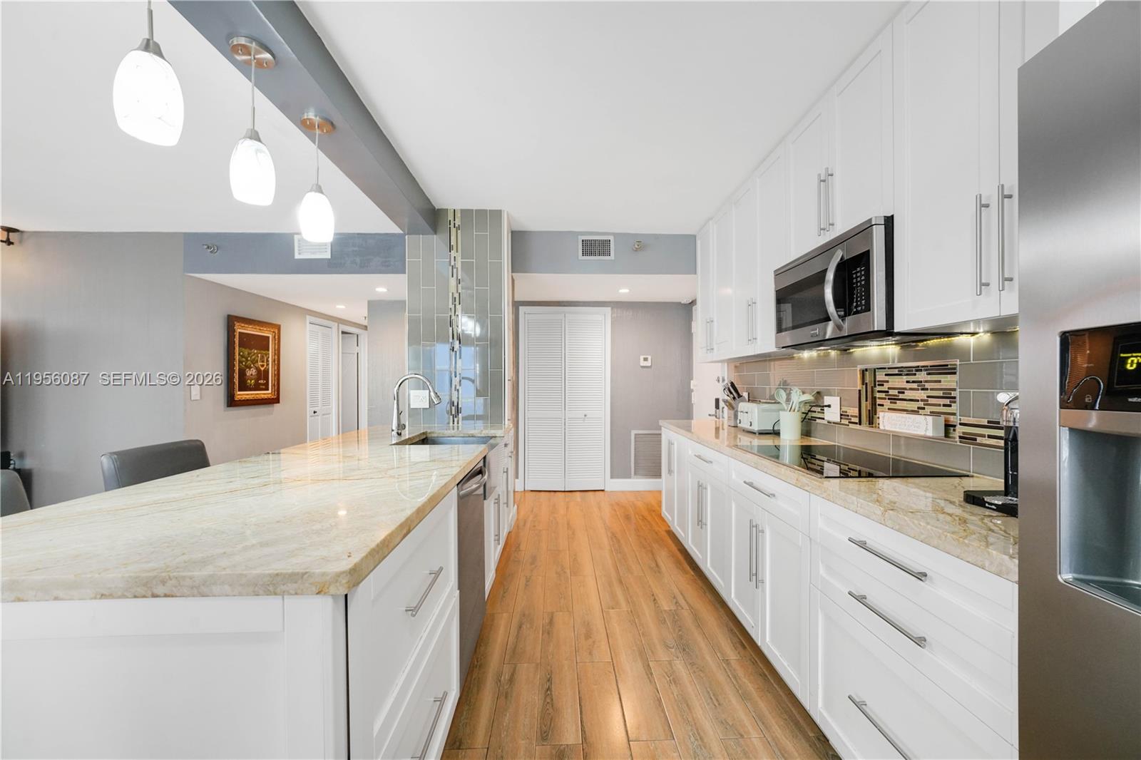 3850 Washington St #702