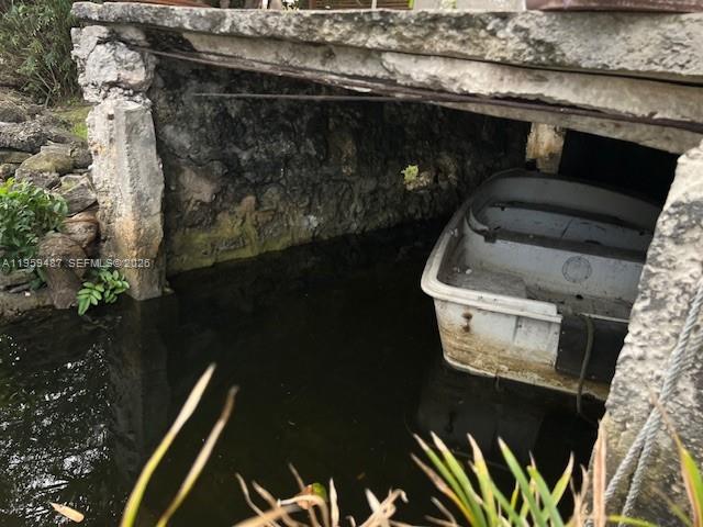 7715 NE 5th Ave Miami, FL 33138