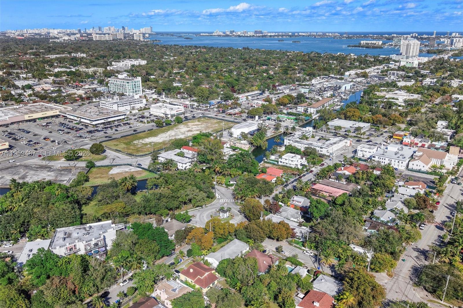 7715 NE 5th Ave Miami, FL 33138