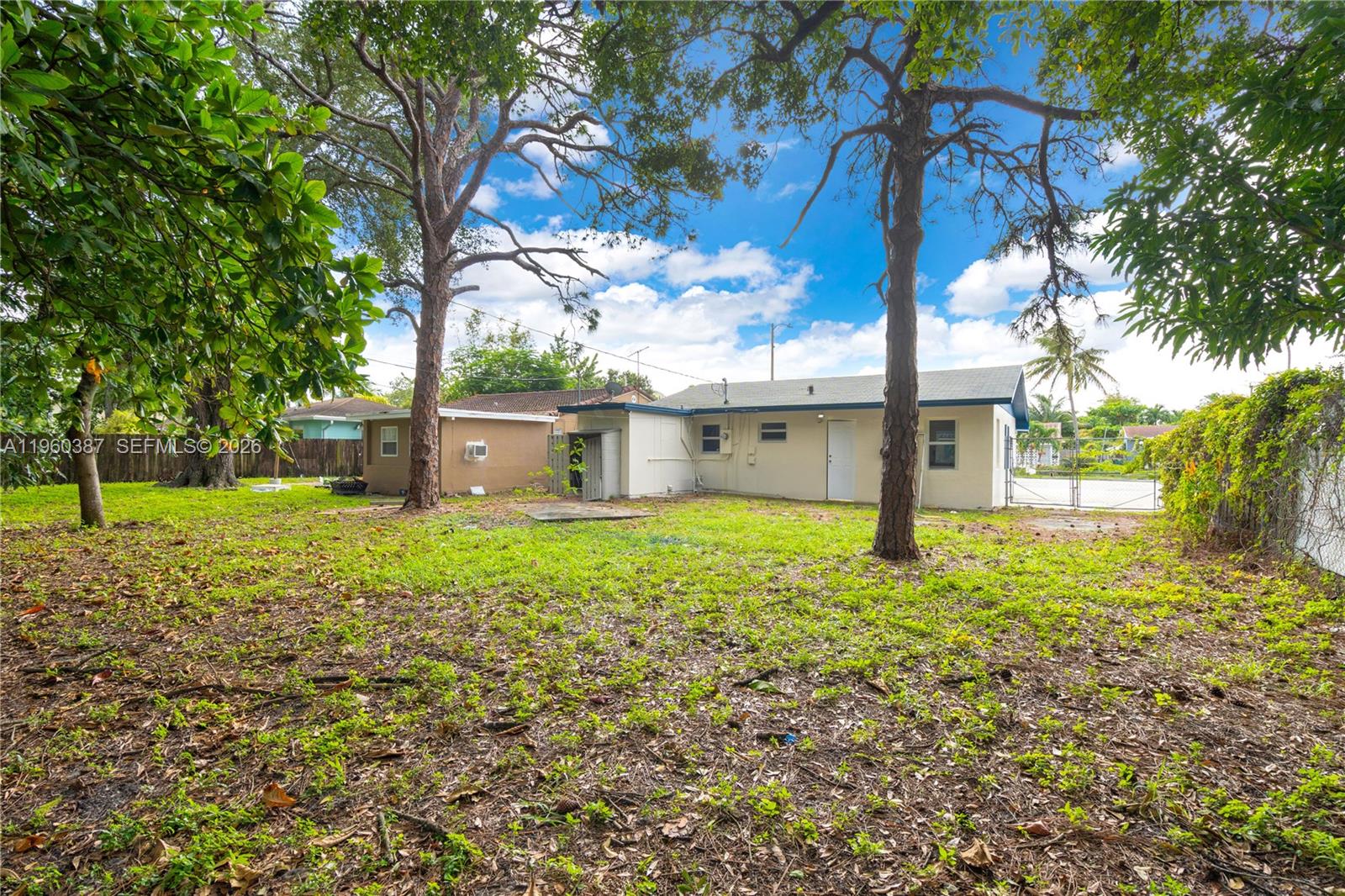 1320 N Andrews Ave Fort Lauderdale, FL 33304