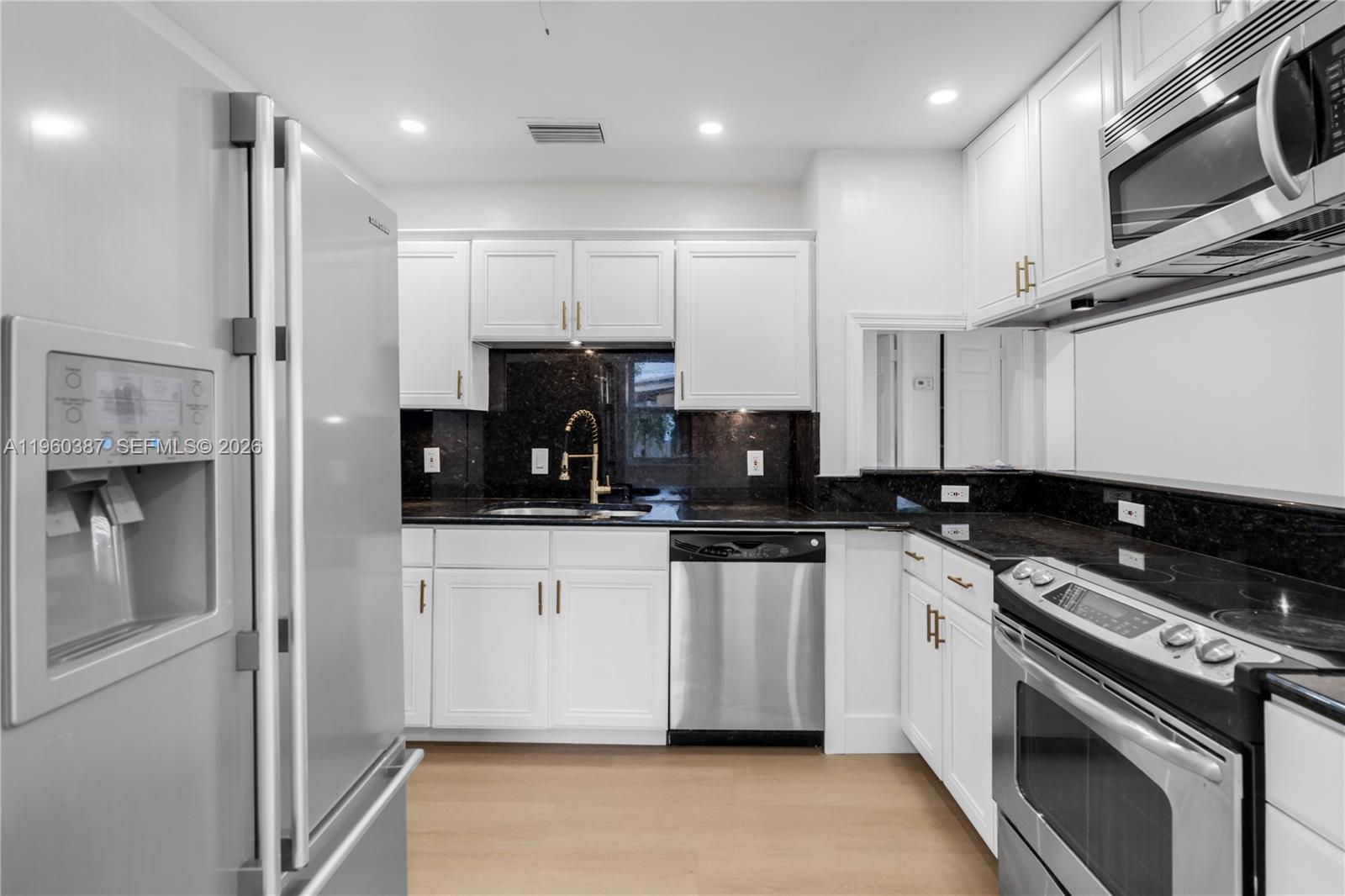 1320 N Andrews Ave Fort Lauderdale, FL 33304